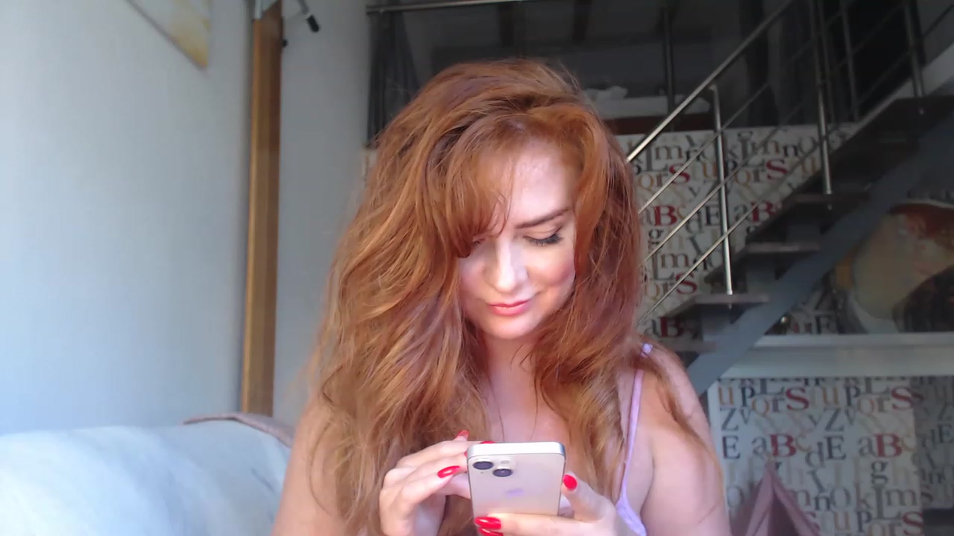 Gallery image thumbnail from Golden_Teaser's myfreecams stream on, 07/12/2023, 15:26 image 13 of 20