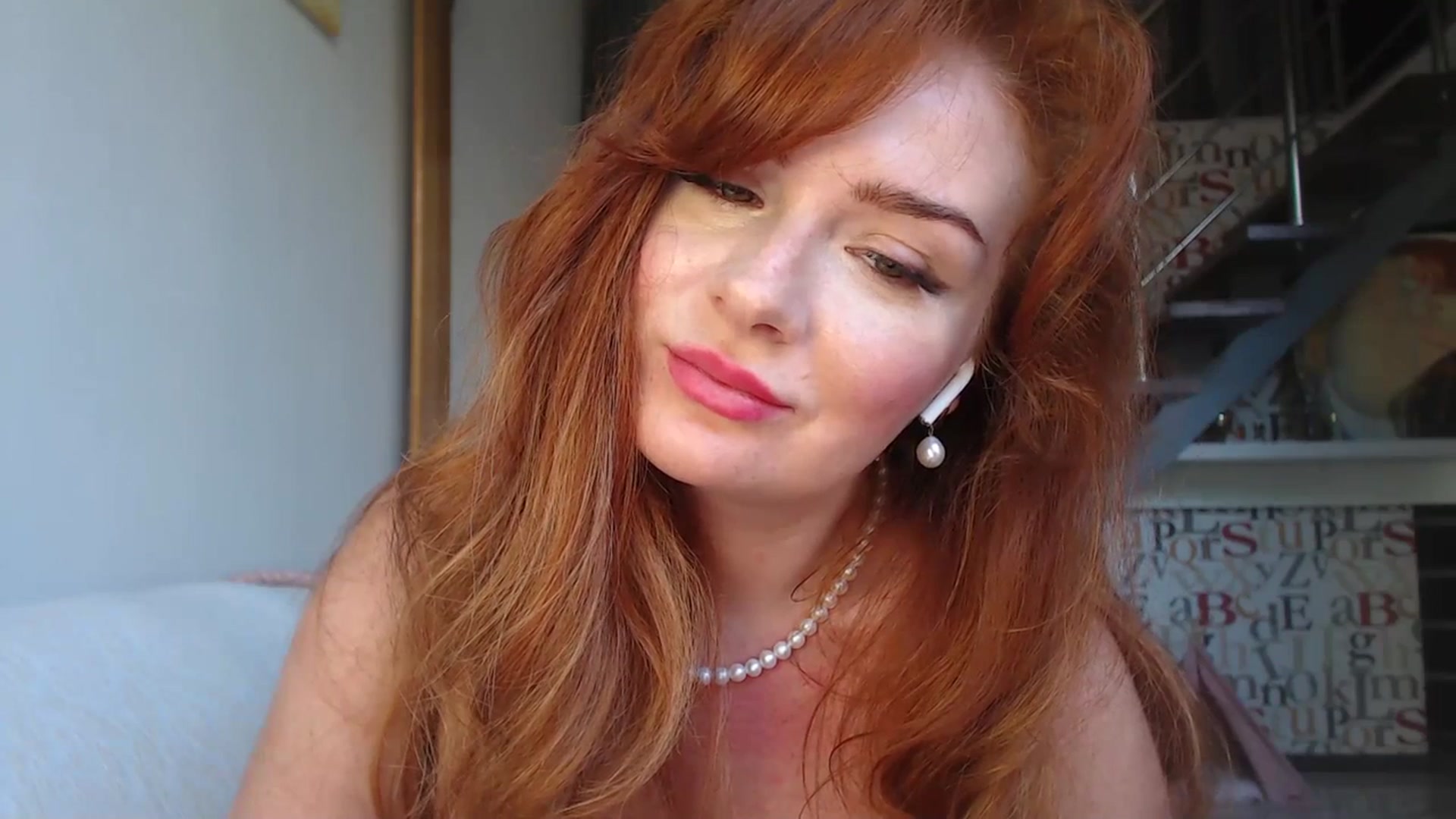 Gallery image thumbnail from Golden_Teaser's myfreecams stream on, 07/14/2023, 15:21 image 14 of 20