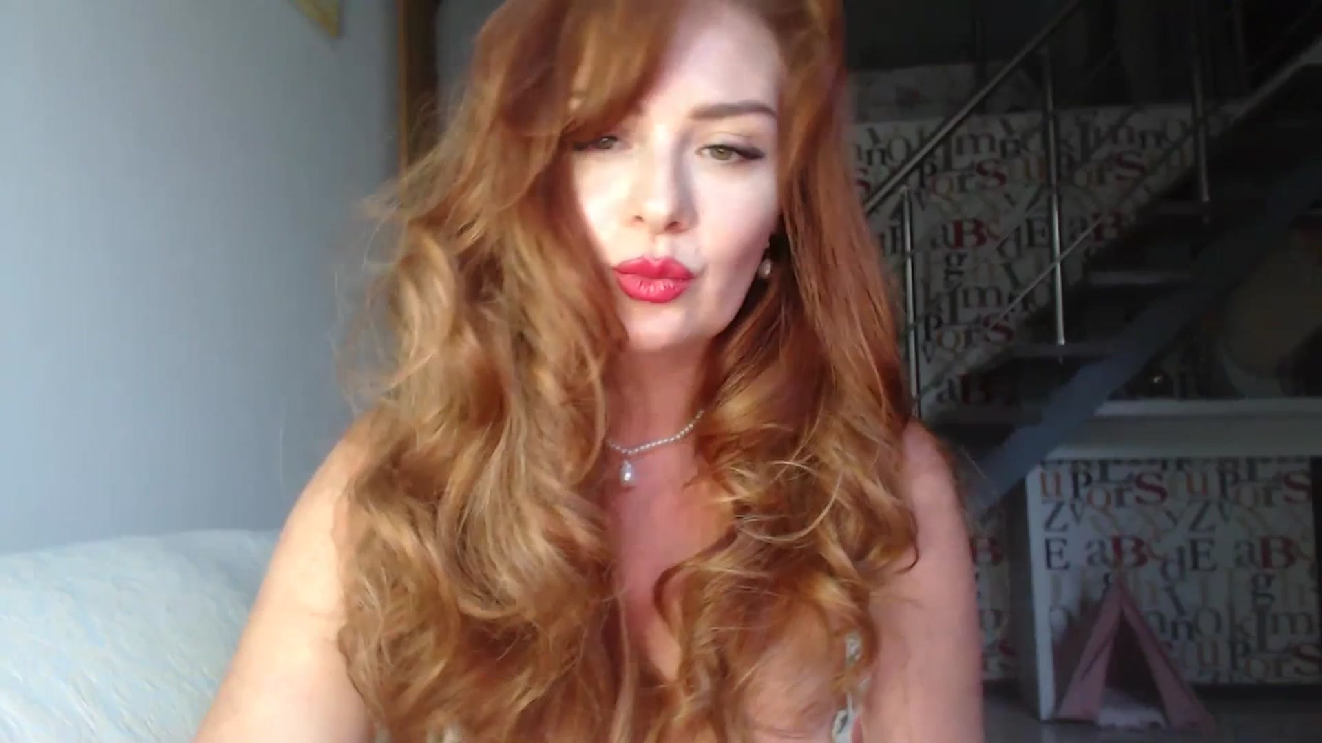 Gallery image thumbnail from Golden_Teaser's myfreecams stream on, 07/21/2023, 17:35 image 10 of 20