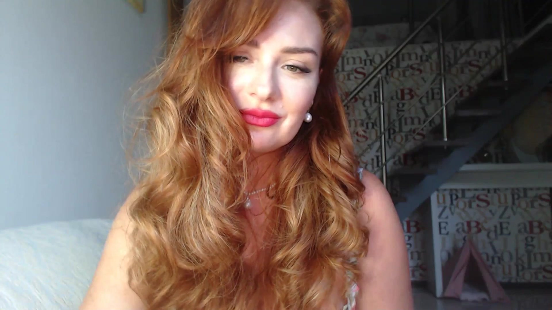 Gallery image thumbnail from Golden_Teaser's myfreecams stream on, 07/21/2023, 17:35 image 12 of 20