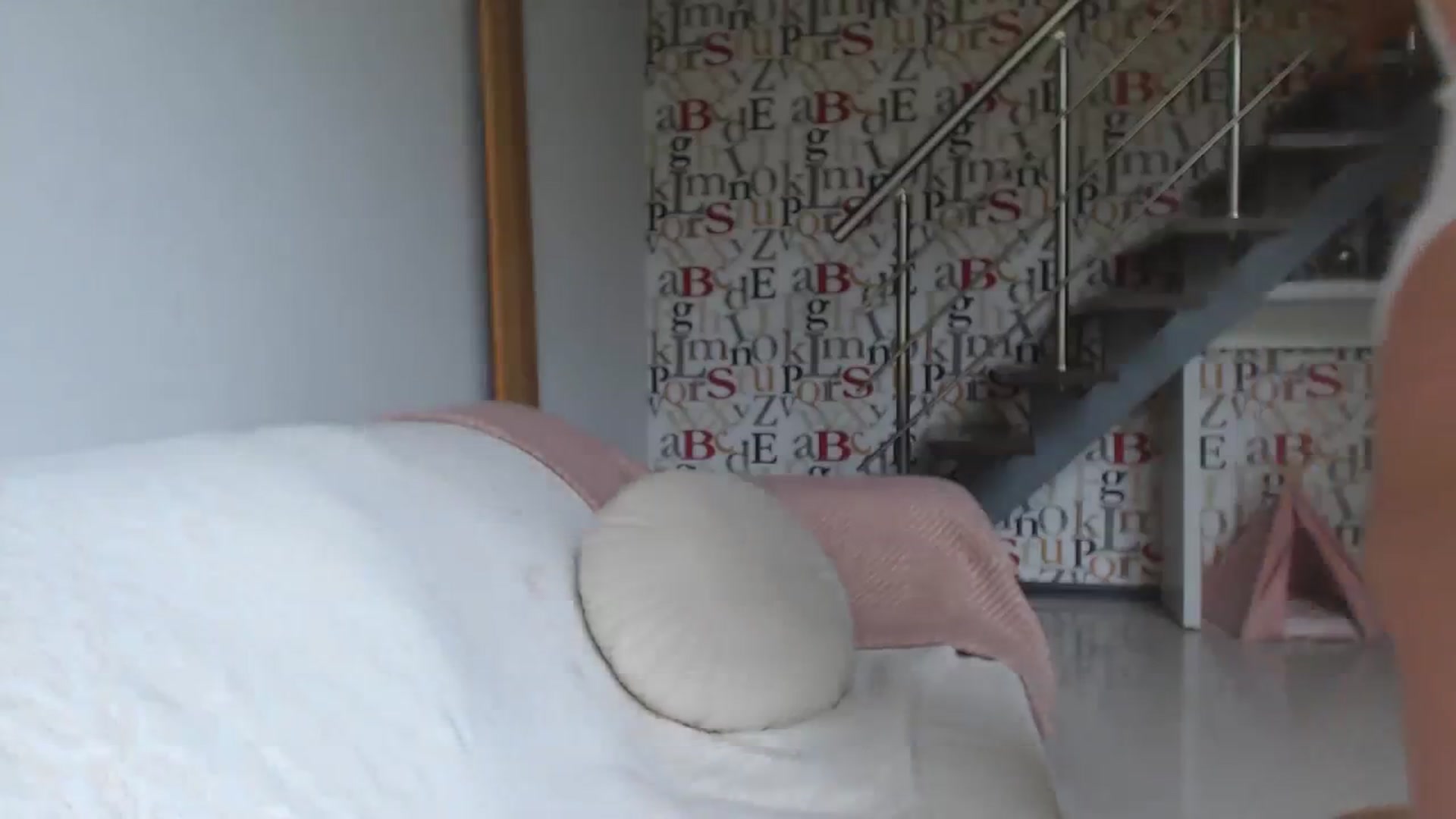 Gallery image thumbnail from Golden_Teaser's myfreecams stream on, 07/23/2023, 12:50 image 19 of 20