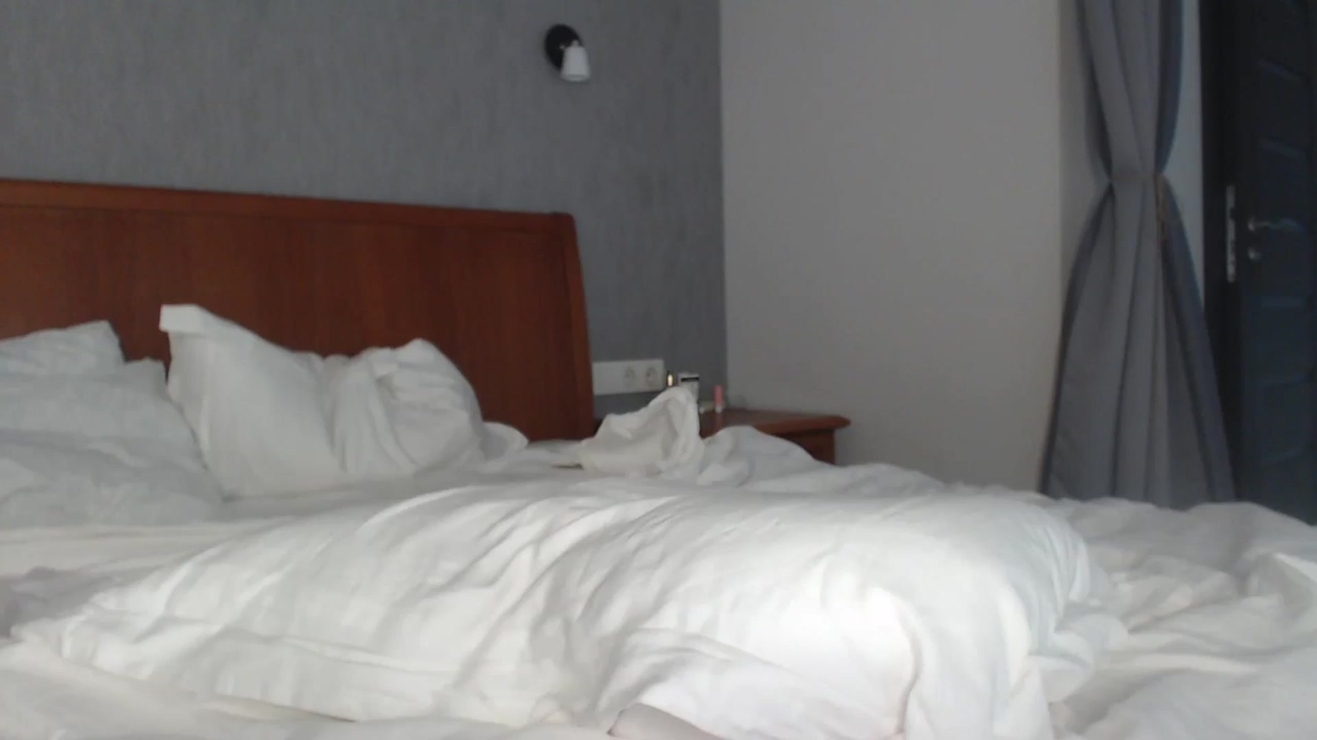 Gallery image thumbnail from Golden_Teaser's myfreecams stream on, 08/06/2023, 14:51 image 9 of 20