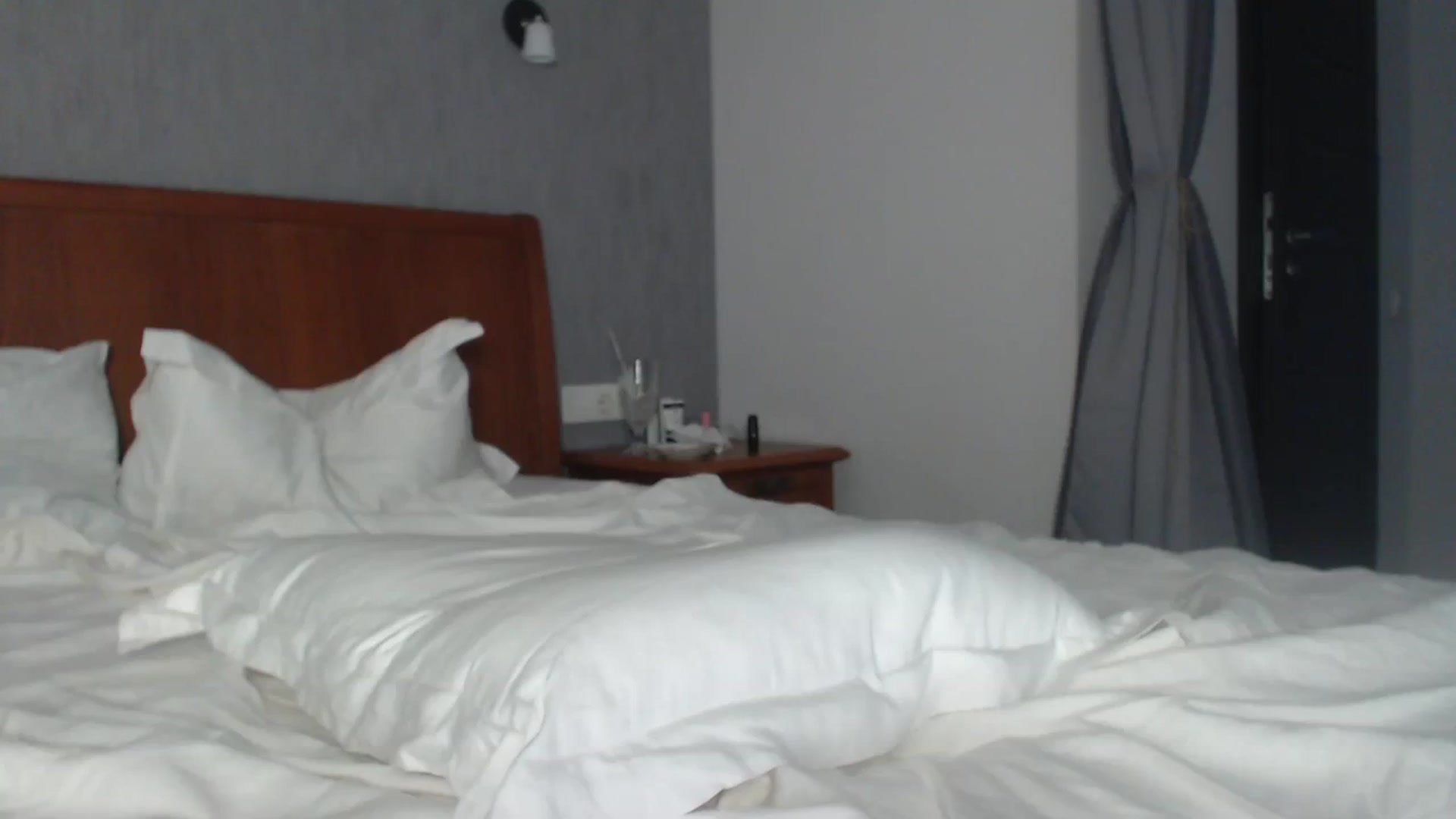 Gallery image thumbnail from Golden_Teaser's myfreecams stream on, 08/06/2023, 17:27 image 16 of 20