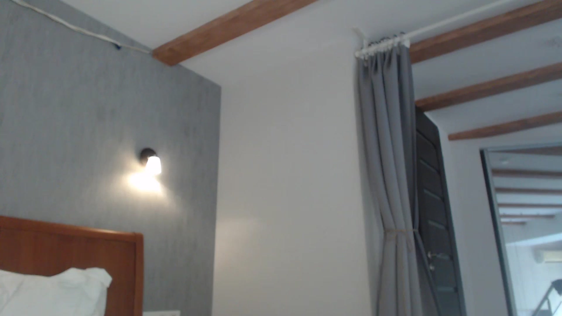 Gallery image thumbnail from Golden_Teaser's myfreecams stream on, 09/03/2023, 13:40 image 11 of 20