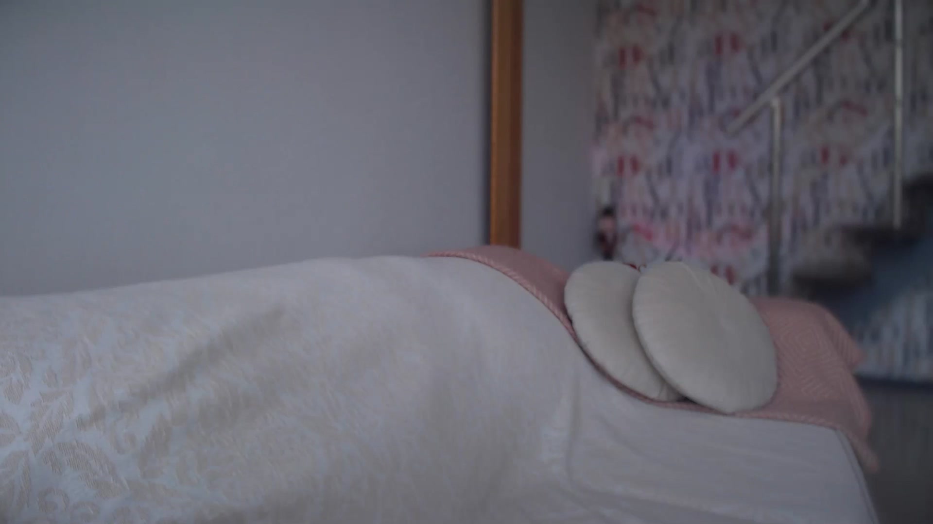 Gallery image thumbnail from Golden_Teaser's myfreecams stream on, 12/25/2023, 15:03 image 5 of 20