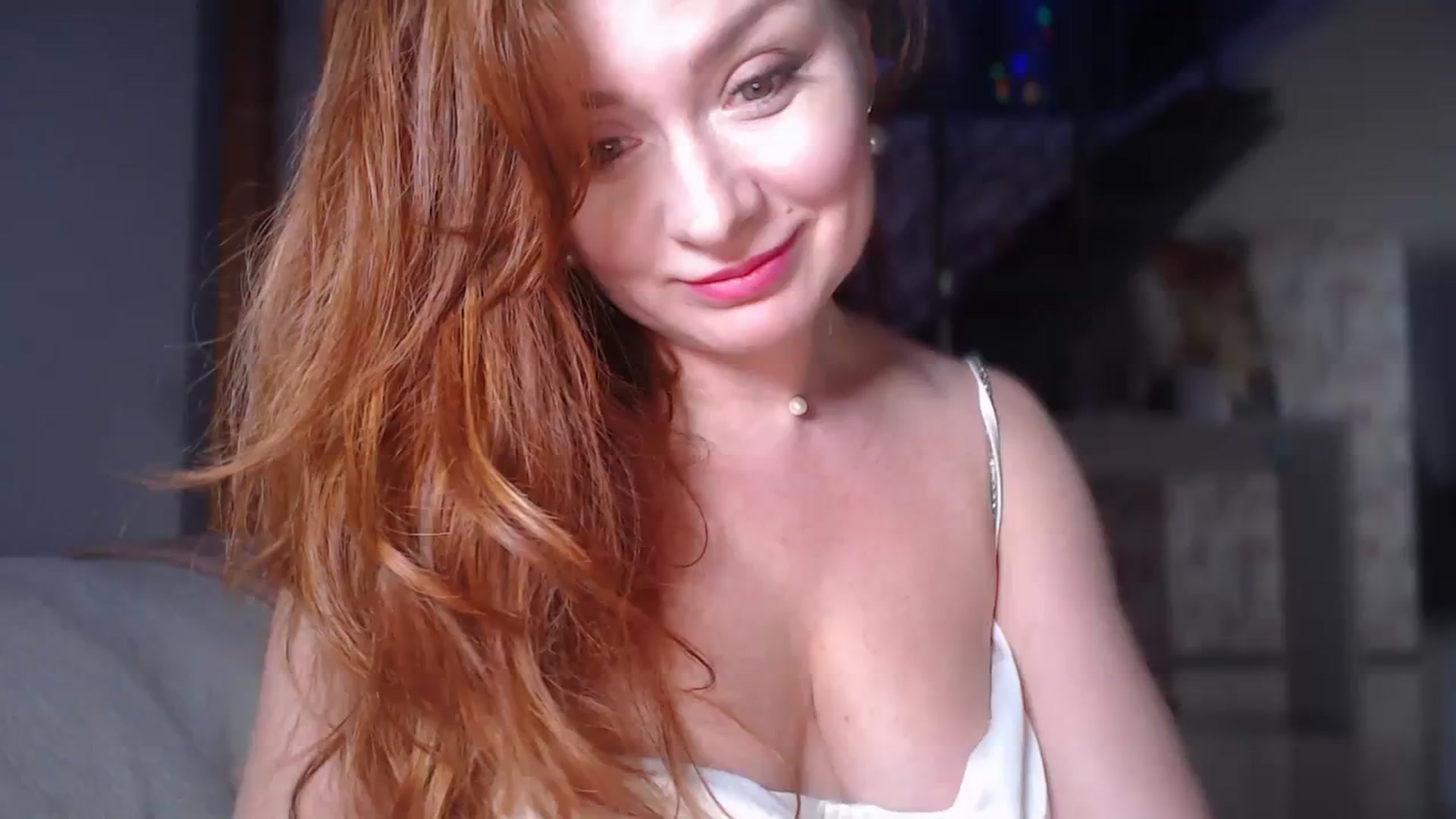 Gallery image thumbnail from Golden_Teaser's myfreecams stream on, 01/01/2024, 24:20 image 8 of 20