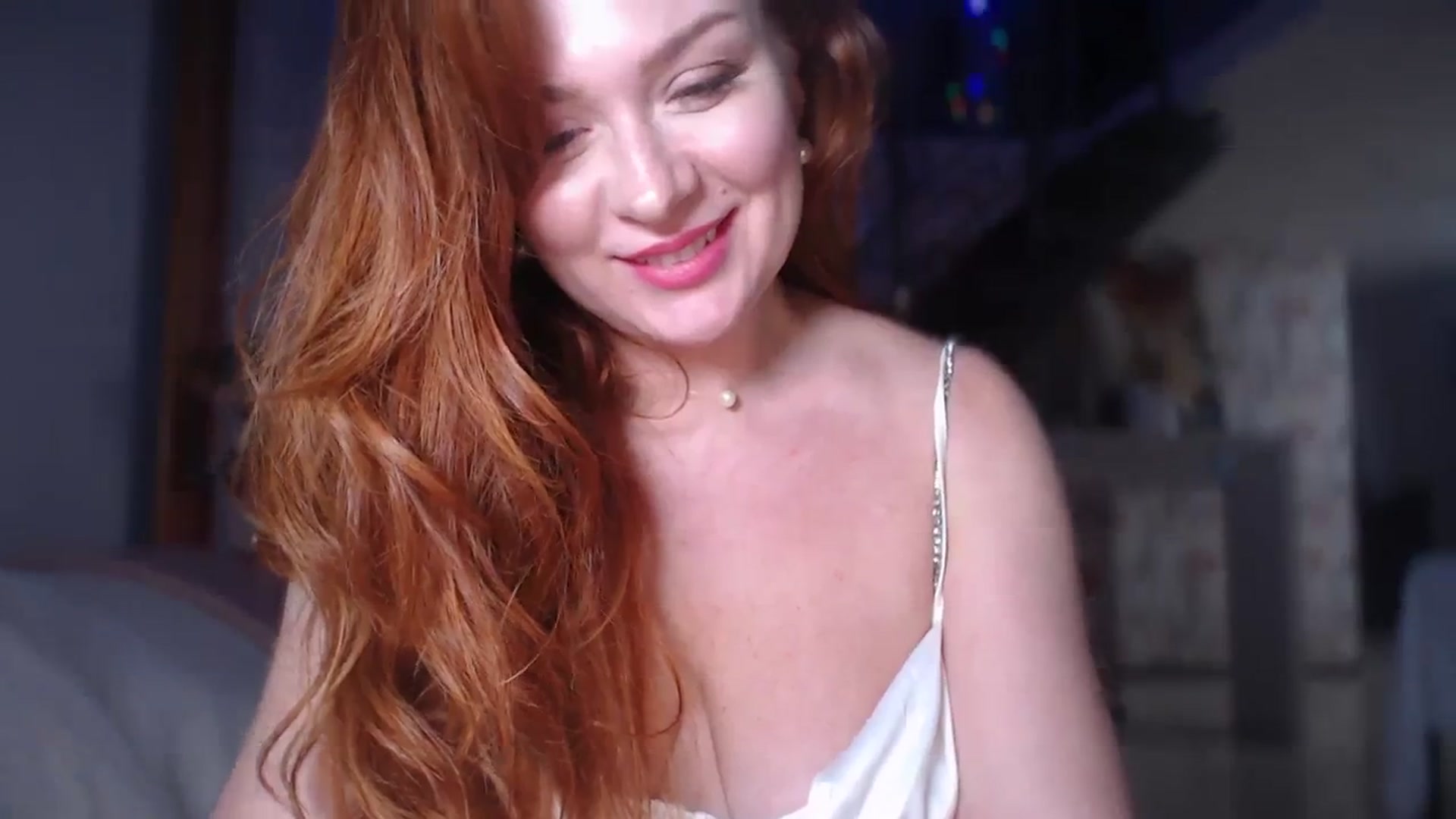 Gallery image thumbnail from Golden_Teaser's myfreecams stream on, 01/01/2024, 24:20 image 10 of 20