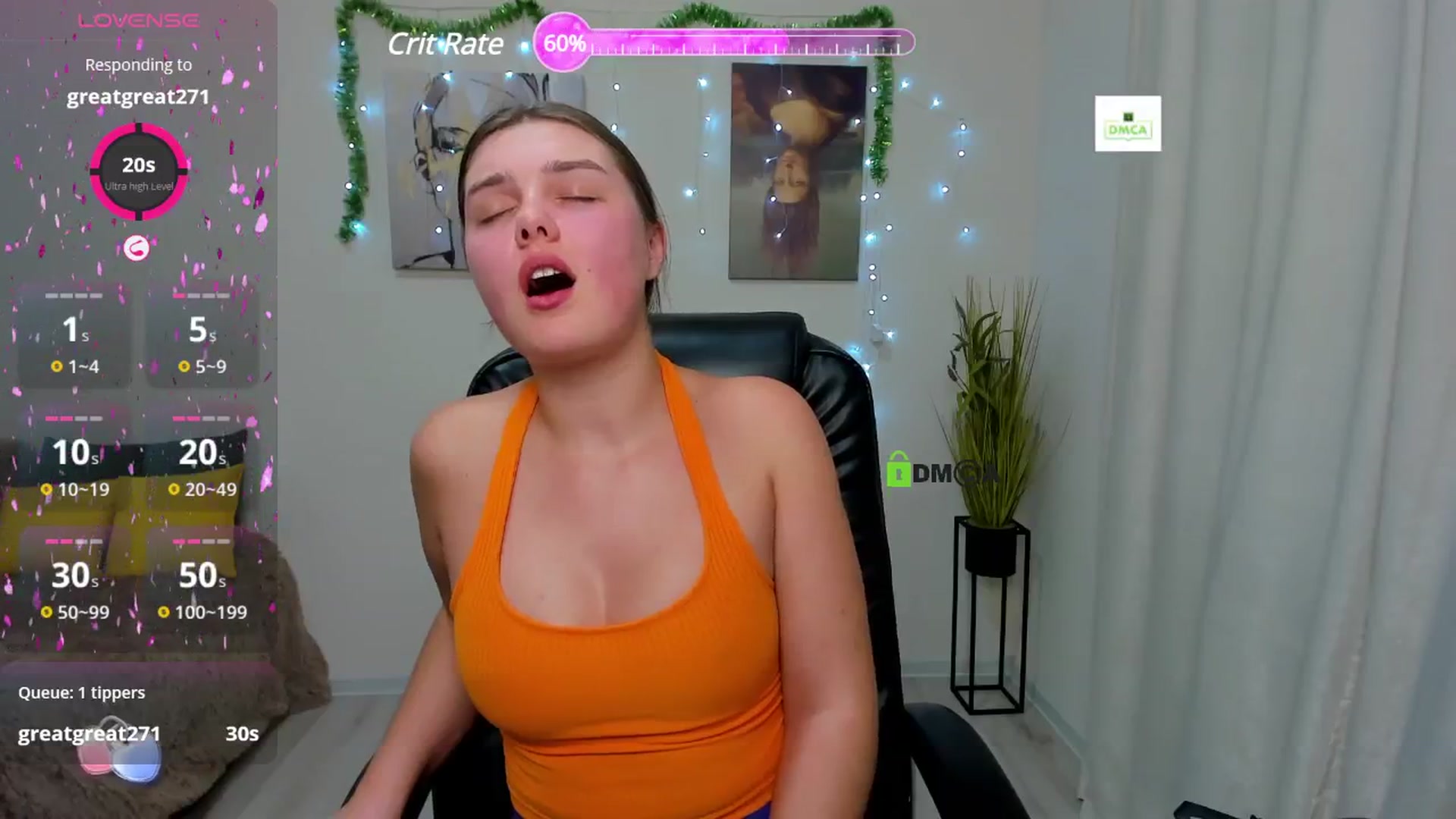 Gallery image thumbnail from Golden_doll_'s myfreecams stream on, 12/17/2024, 20:10 image 14 of 20