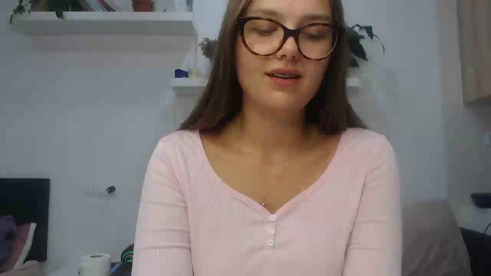 Gallery image thumbnail from Golden_doll_'s myfreecams stream on, 08/29/2026, 14:57 image 2 of 20