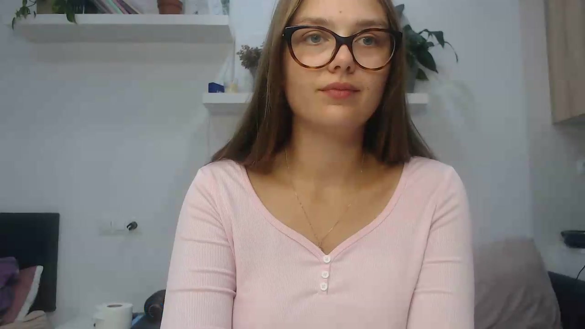 Gallery image thumbnail from Golden_doll_'s myfreecams stream on, 08/29/2026, 14:57 image 4 of 20