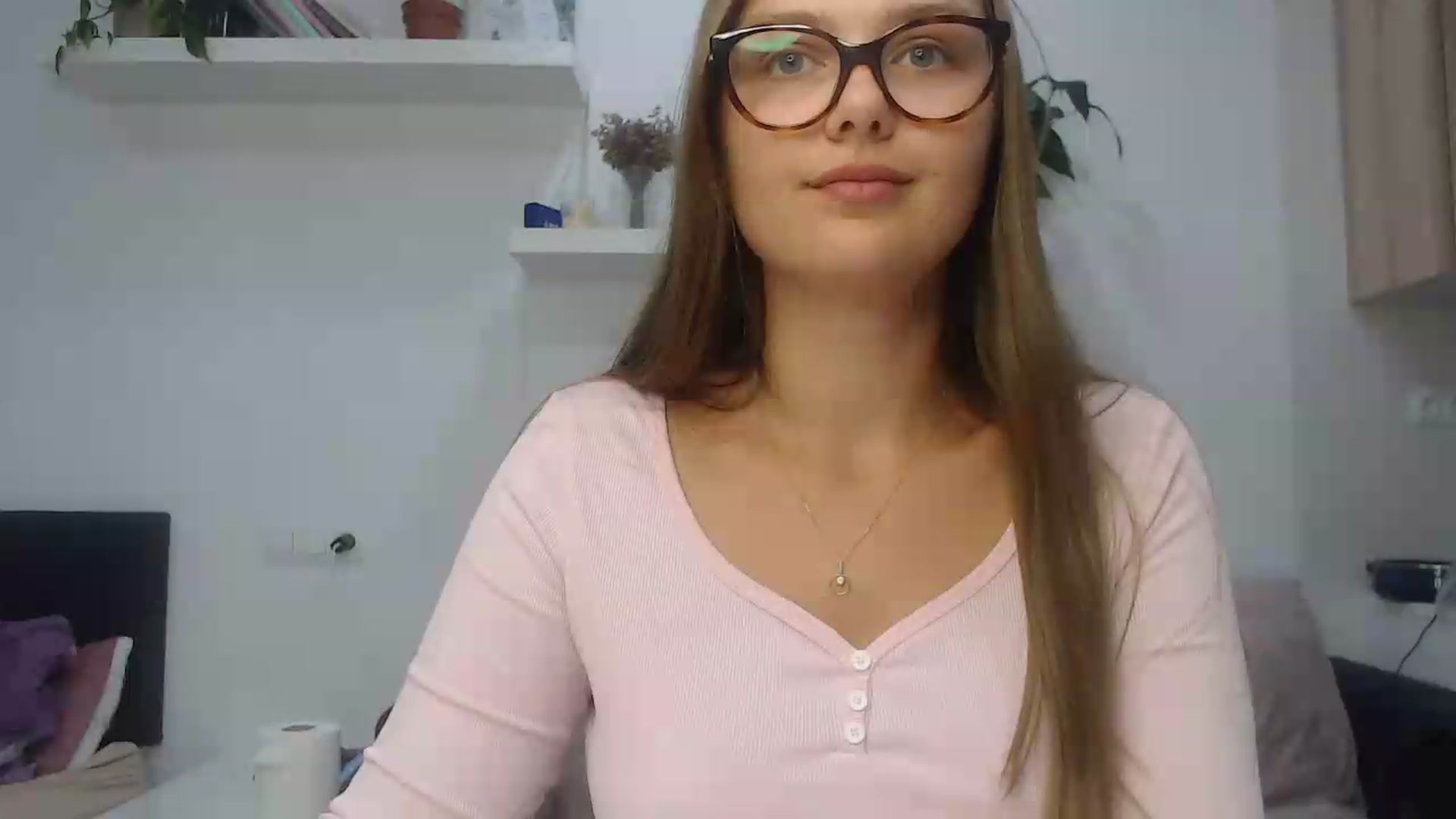 Gallery image thumbnail from Golden_doll_'s myfreecams stream on, 08/29/2026, 16:58 image 5 of 20