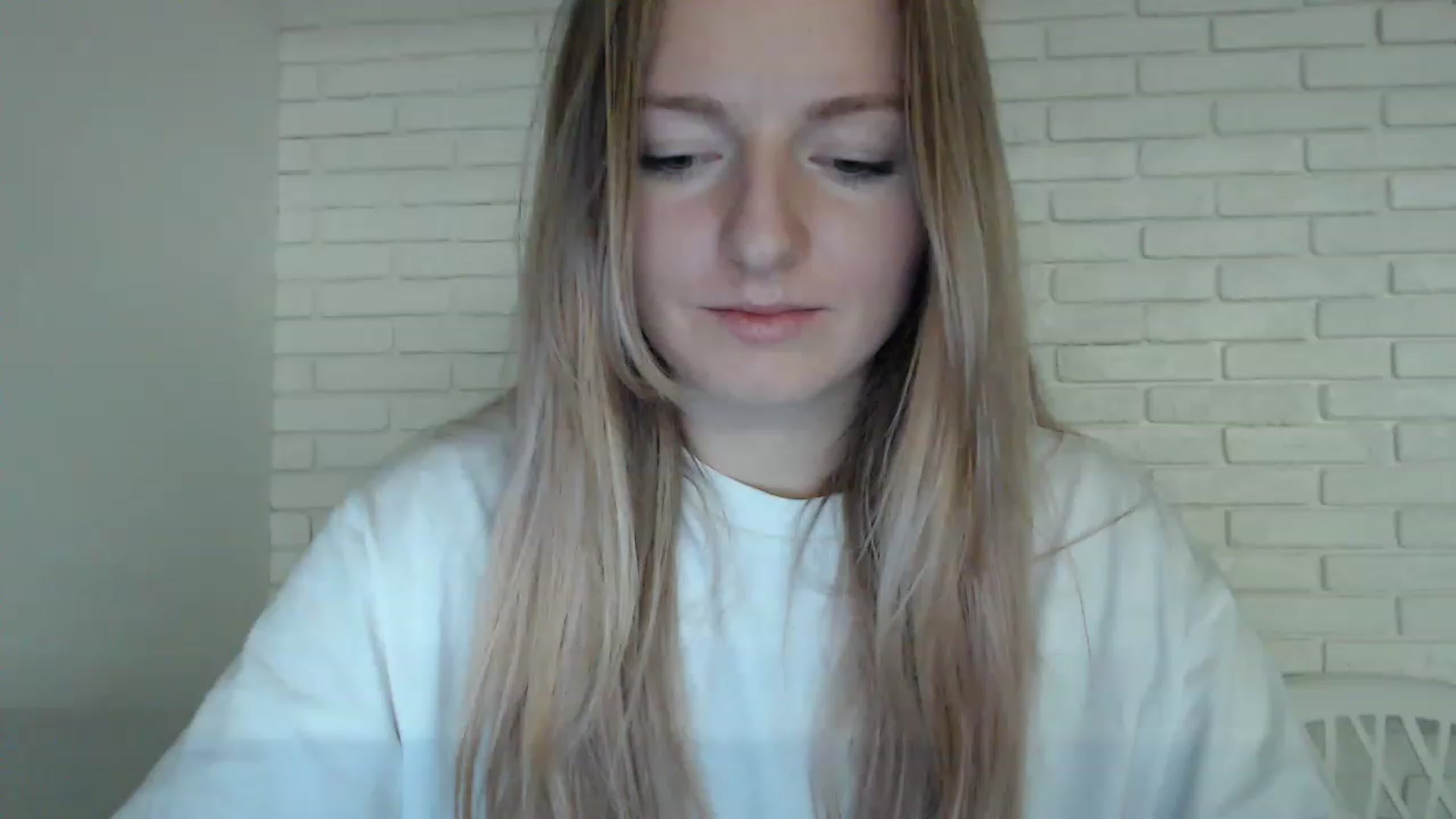 Gallery image thumbnail from Goldi_lady's myfreecams stream on, 01/01/2023, 15:24 image 6 of 20