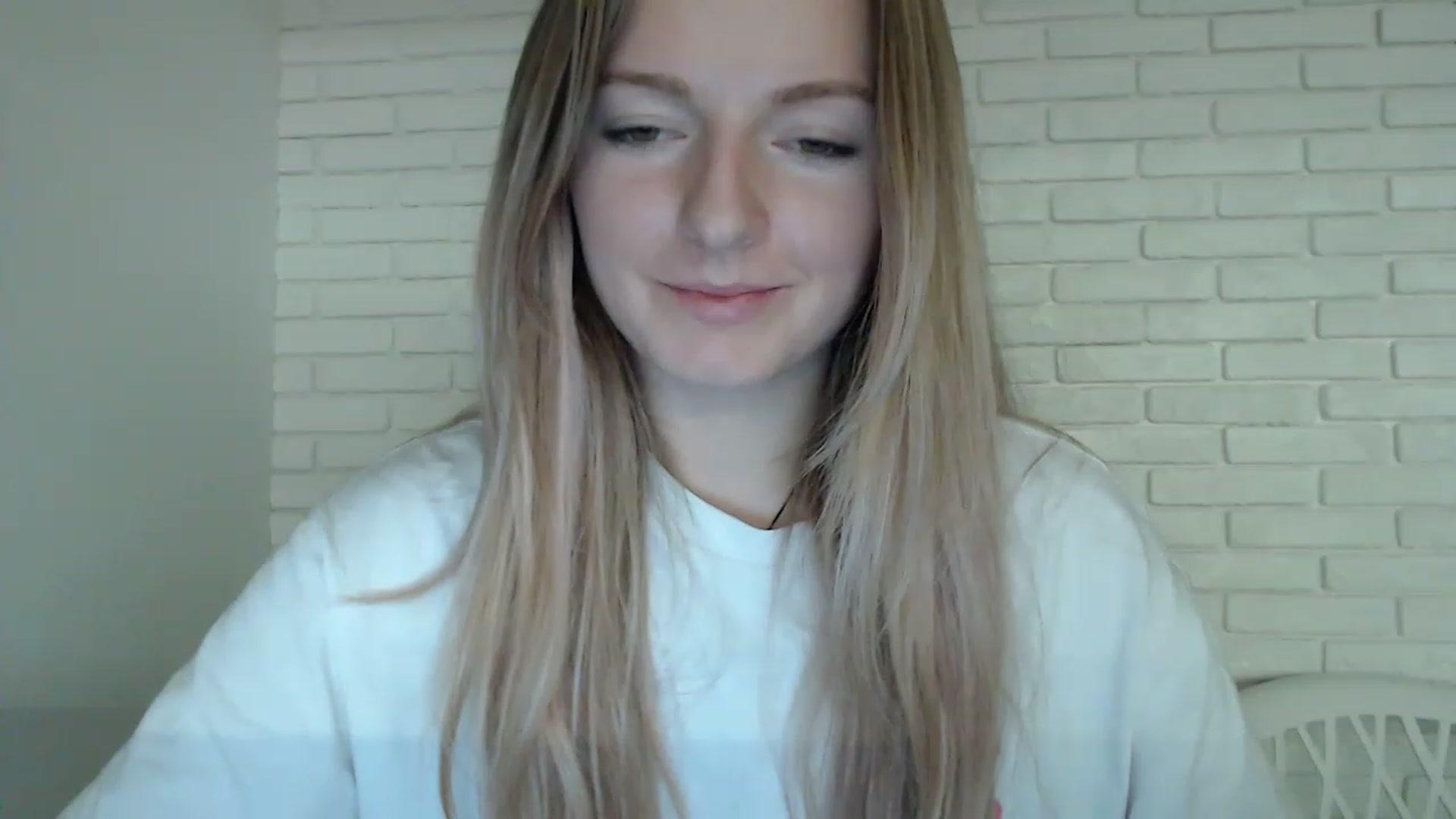 Gallery image thumbnail from Goldi_lady's myfreecams stream on, 01/01/2023, 15:24 image 10 of 20