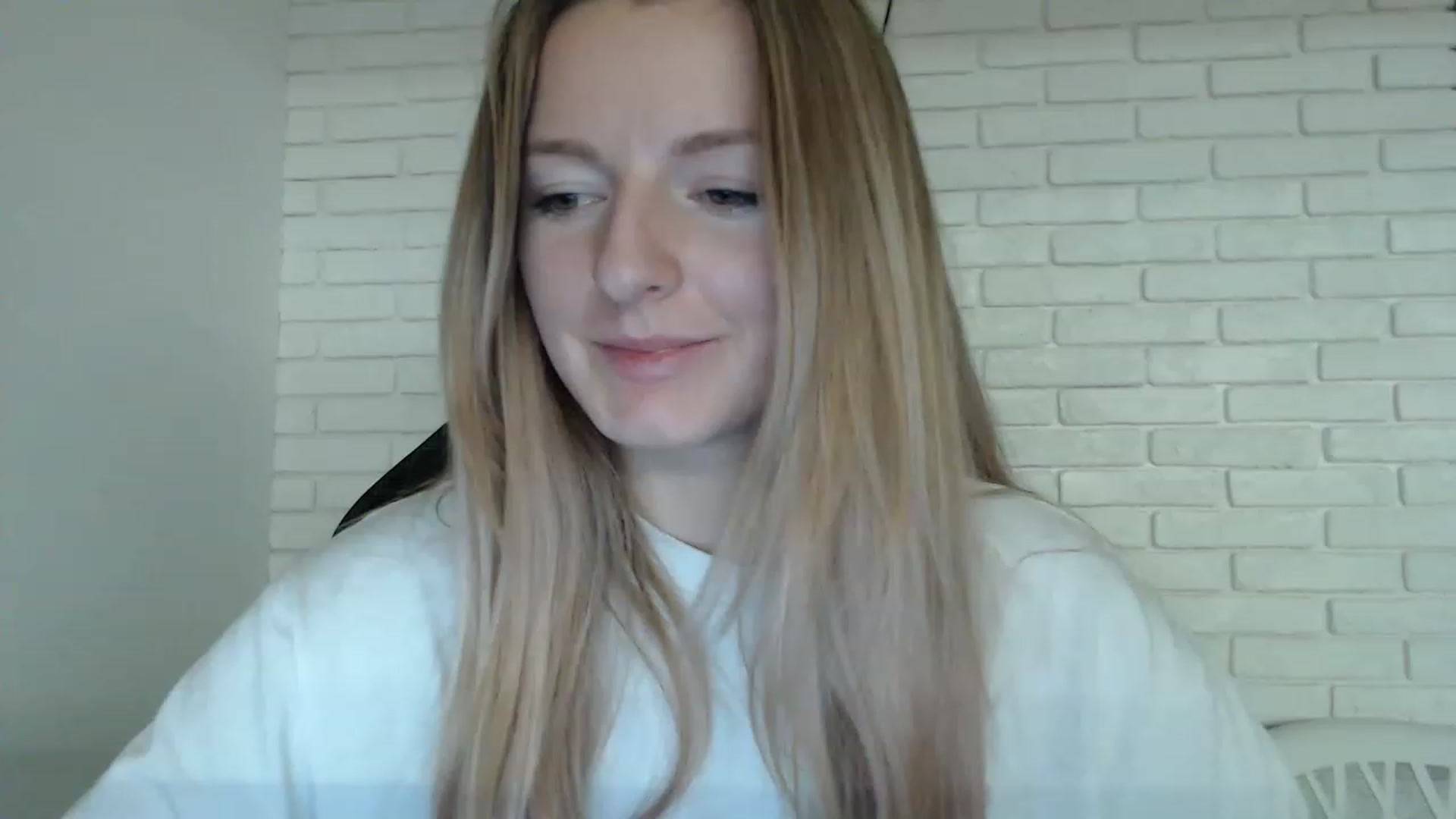 Gallery image thumbnail from Goldi_lady's myfreecams stream on, 01/01/2023, 15:24 image 14 of 20
