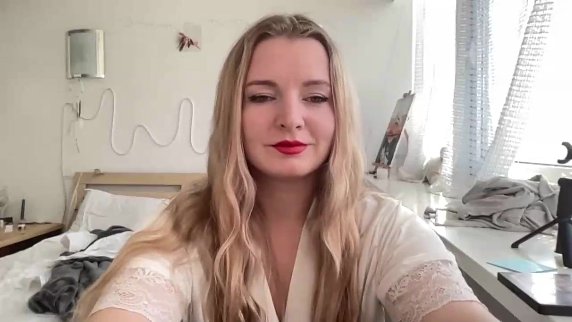 Gallery image thumbnail from Goldi_lady's myfreecams stream on, 09/08/2026, 12:52 image 11 of 20
