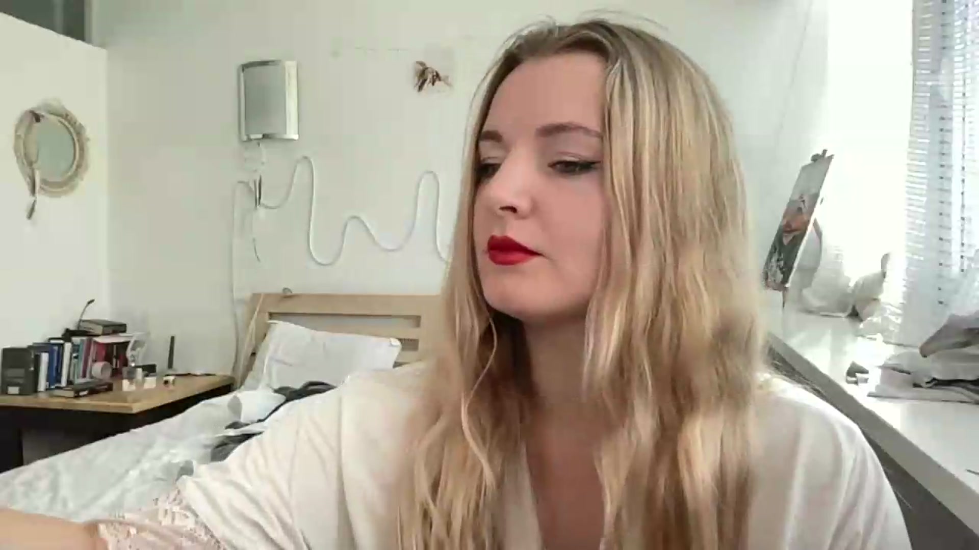 Gallery image thumbnail from Goldi_lady's myfreecams stream on, 09/08/2026, 12:52 image 14 of 20