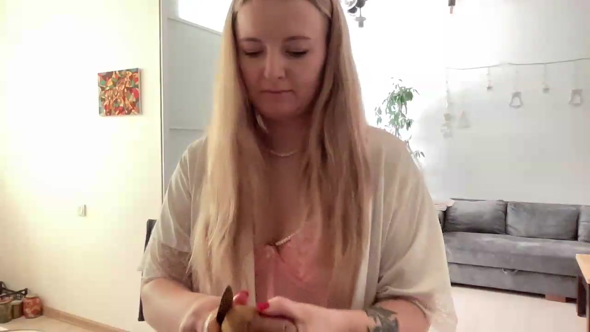 Gallery image thumbnail from Goldi_lady's myfreecams stream on, 09/10/2026, 14:43 image 7 of 20