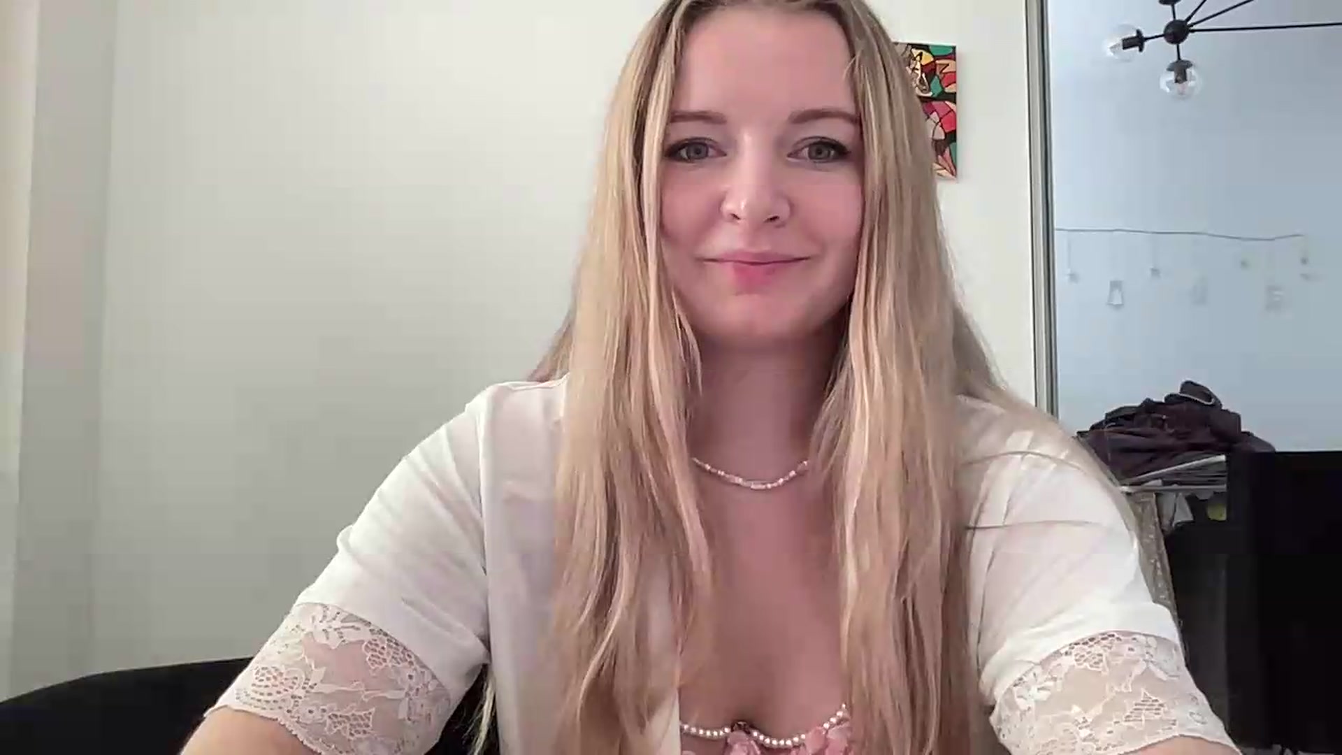 Gallery image thumbnail from Goldi_lady's myfreecams stream on, 09/10/2026, 14:43 image 17 of 20