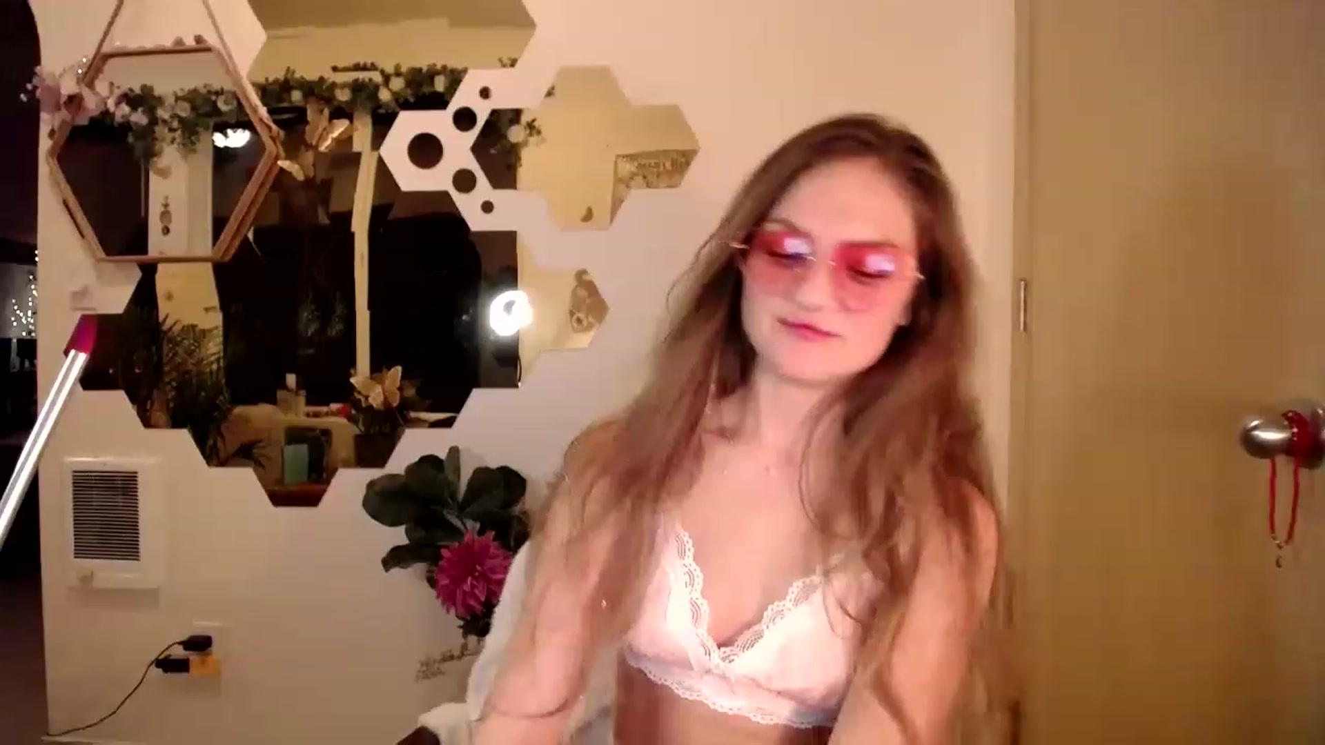 Gallery image thumbnail from GoldieFawn's myfreecams stream on, 01/21/2023, 11:13 image 5 of 20