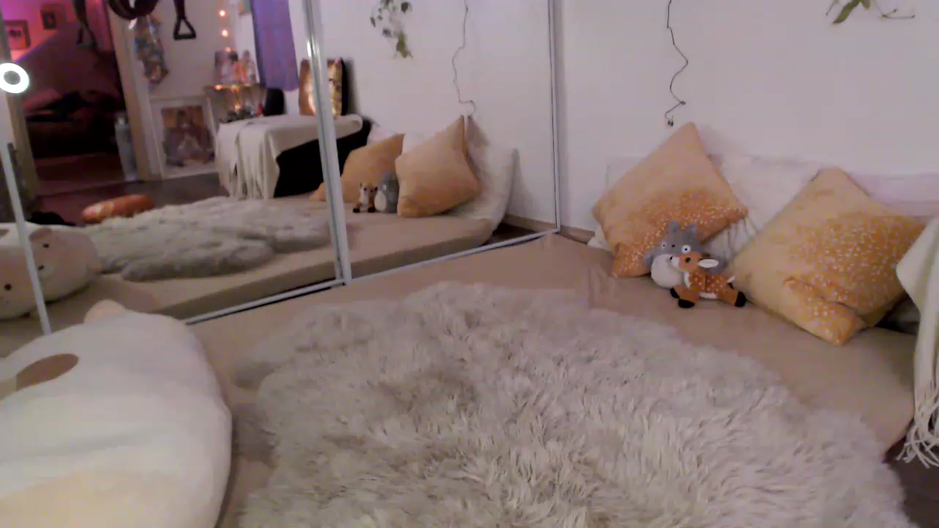 Gallery image thumbnail from GoldieFawn's myfreecams stream on, 02/25/2023, 08:46 image 13 of 20