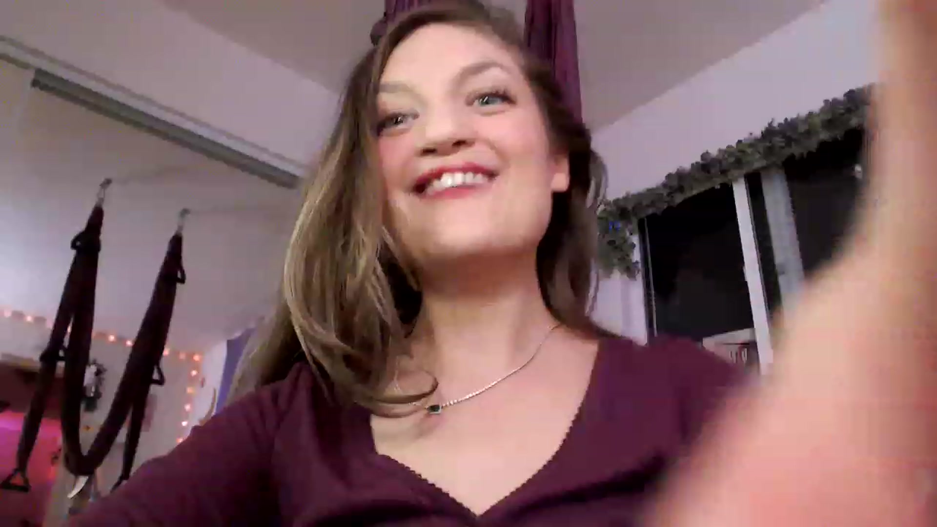 Gallery image thumbnail from GoldieFawn's myfreecams stream on, 02/25/2023, 08:46 image 11 of 20