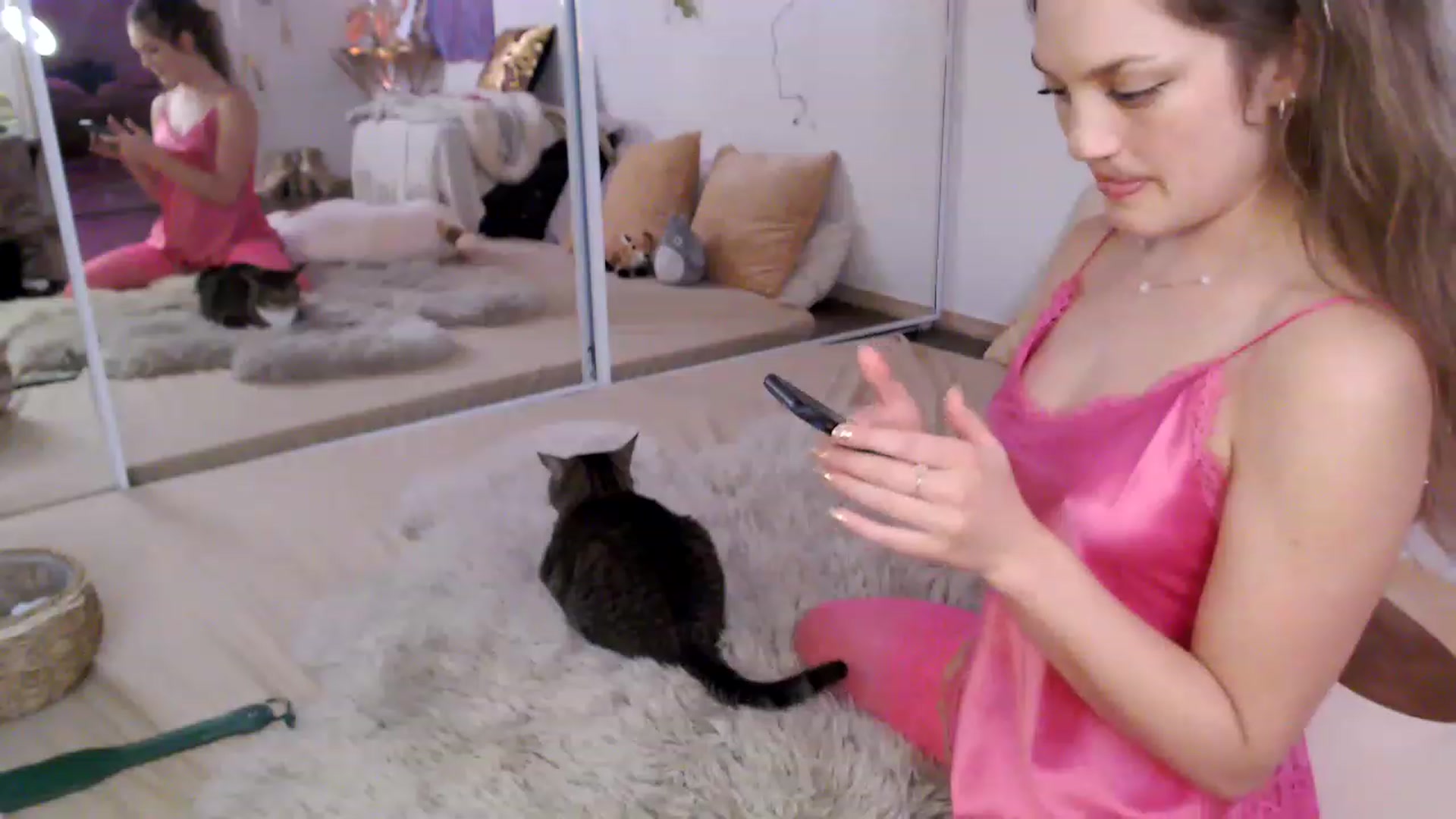 Gallery image thumbnail from GoldieFawn's myfreecams stream on, 04/08/2023, 09:01 image 2 of 20
