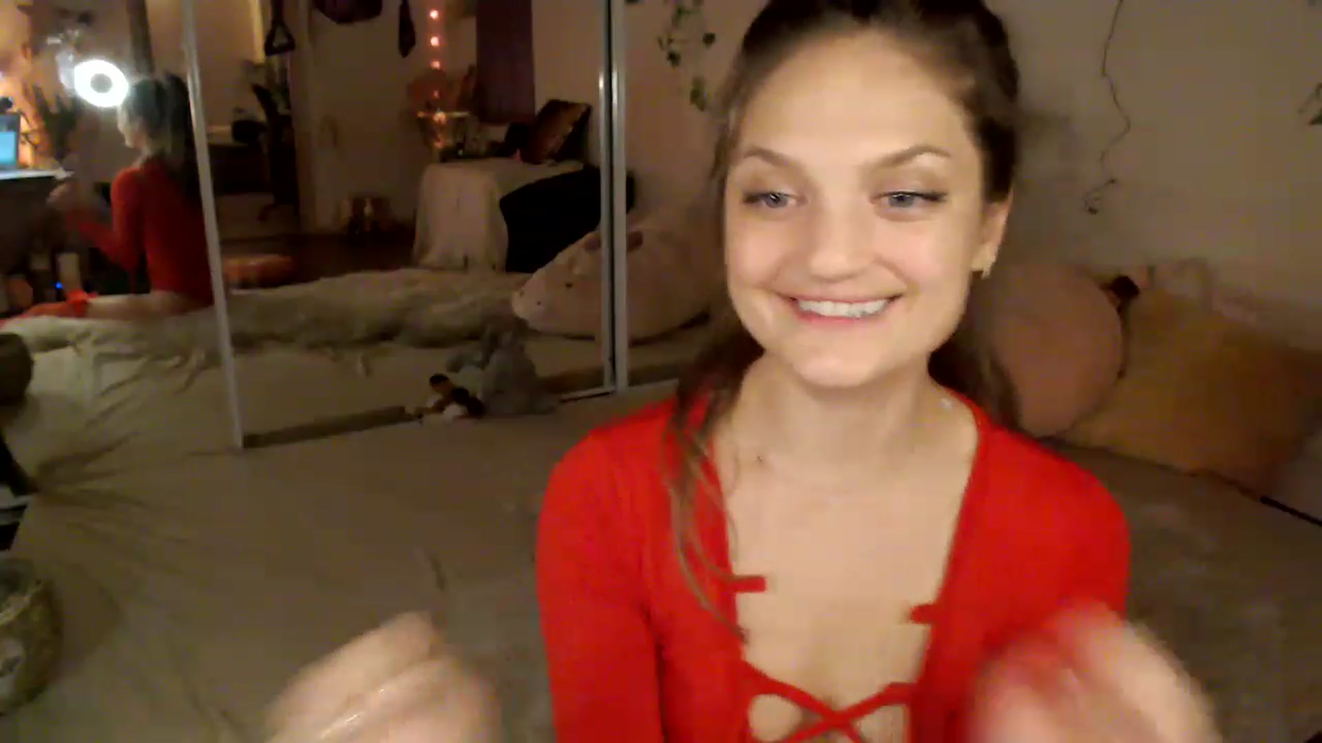 Gallery image thumbnail from GoldieFawn's myfreecams stream on, 05/06/2023, 08:48 image 20 of 20