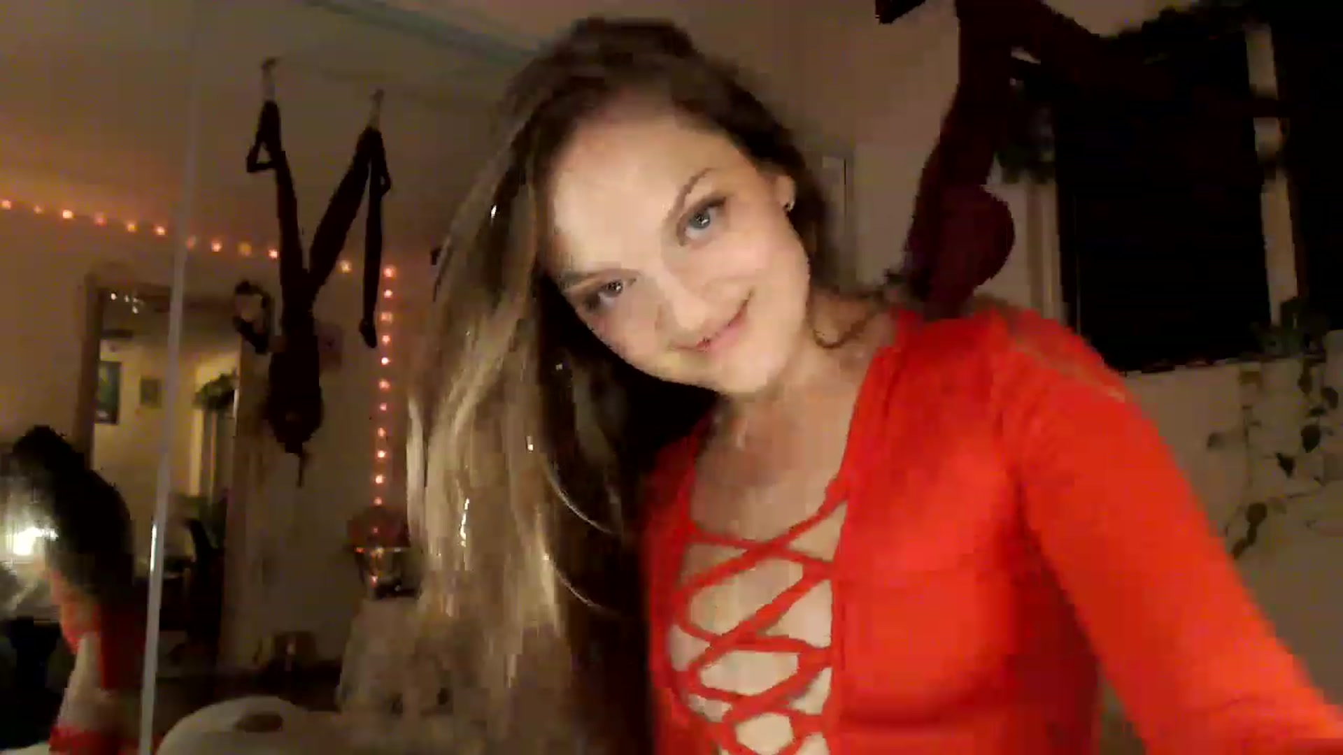 Gallery image thumbnail from GoldieFawn's myfreecams stream on, 05/06/2023, 08:48 image 14 of 20