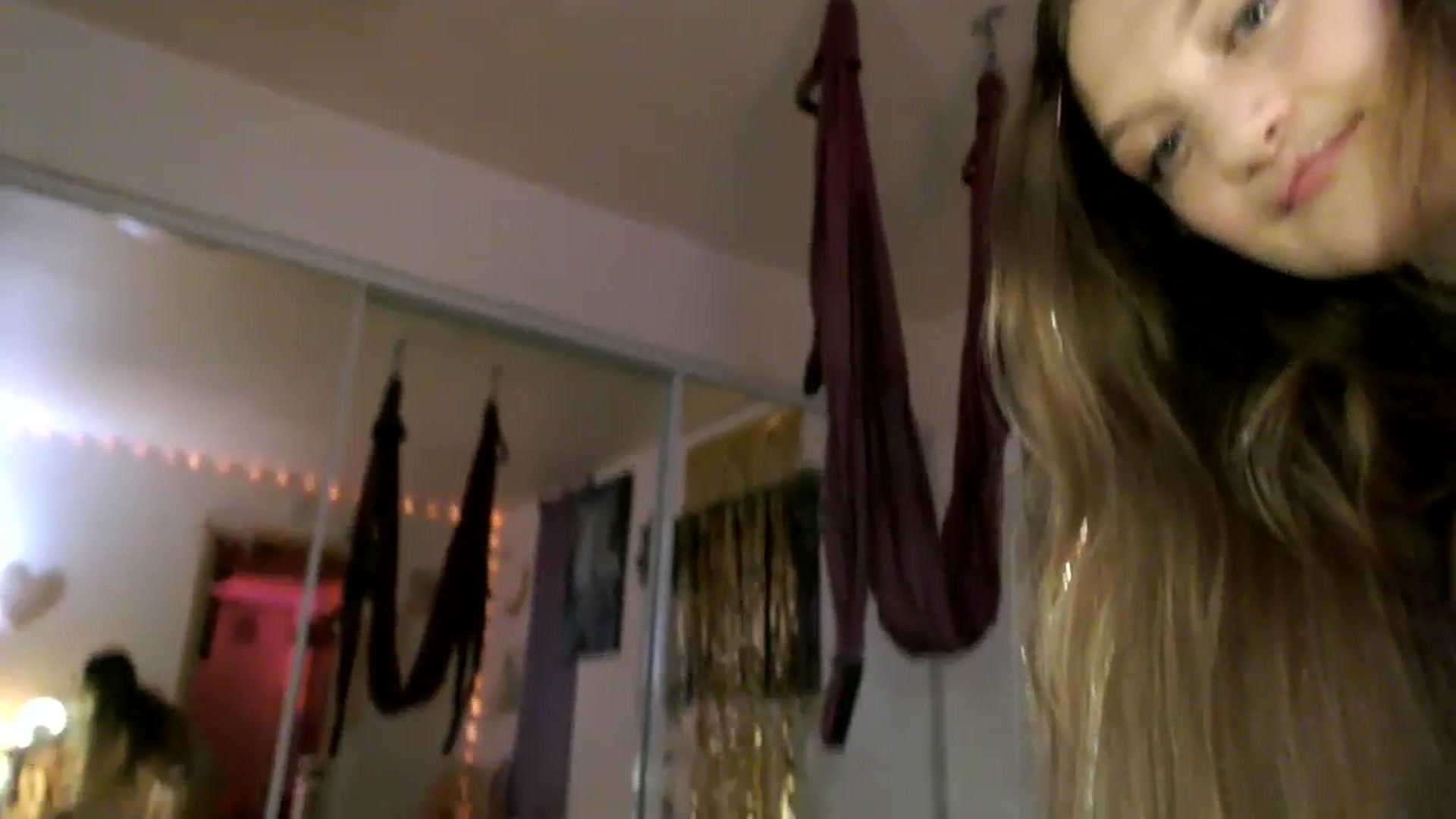 Gallery image thumbnail from GoldieFawn's myfreecams stream on, 07/01/2023, 07:10 image 11 of 20
