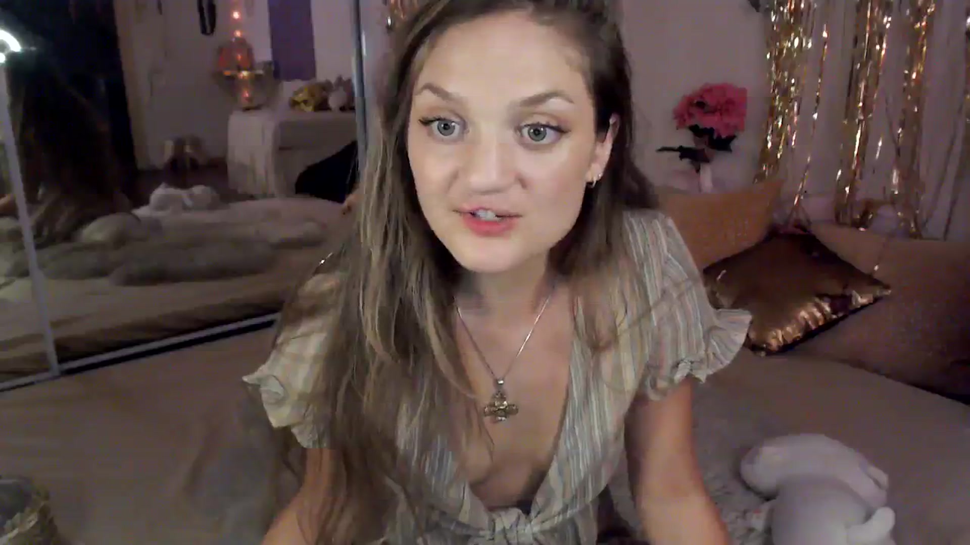 Gallery image thumbnail from GoldieFawn's myfreecams stream on, 07/29/2023, 09:41 image 13 of 20