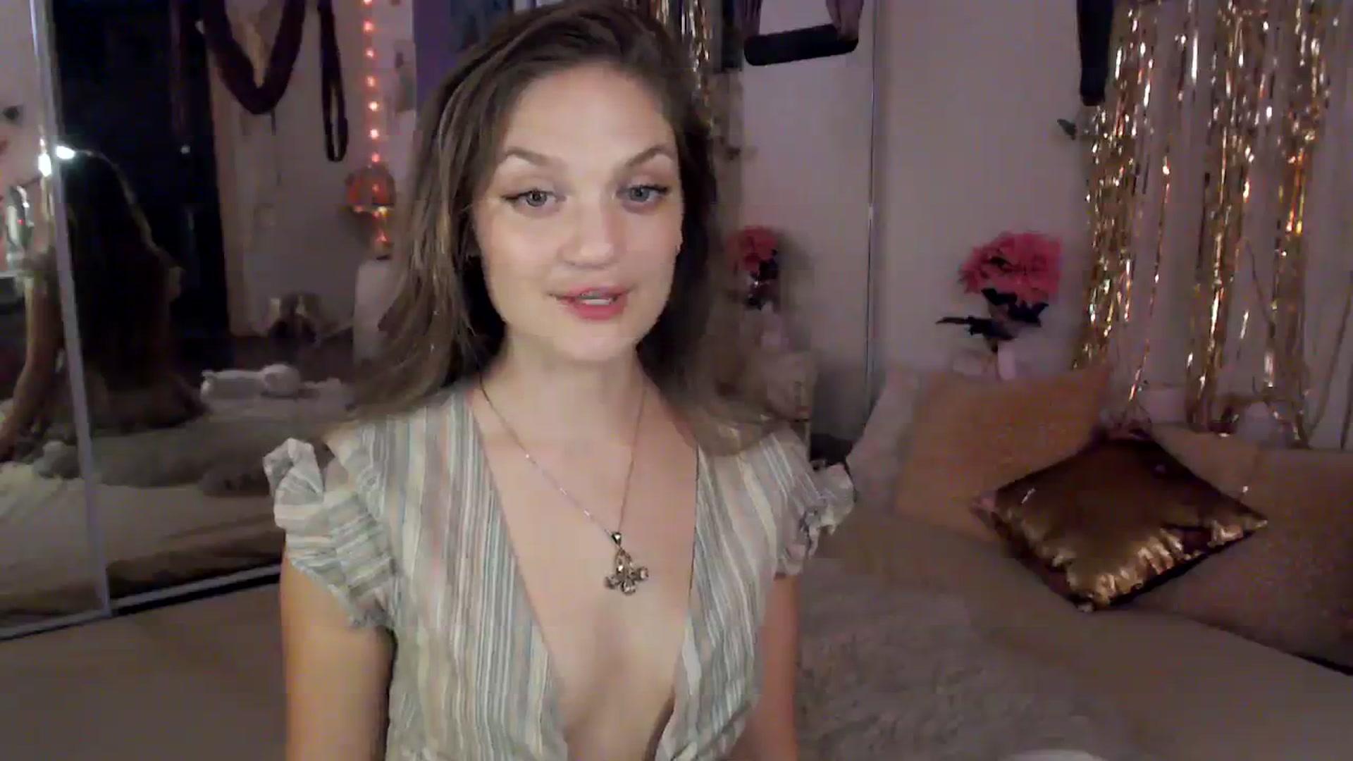 Gallery image thumbnail from GoldieFawn's myfreecams stream on, 07/29/2023, 09:41 image 6 of 20