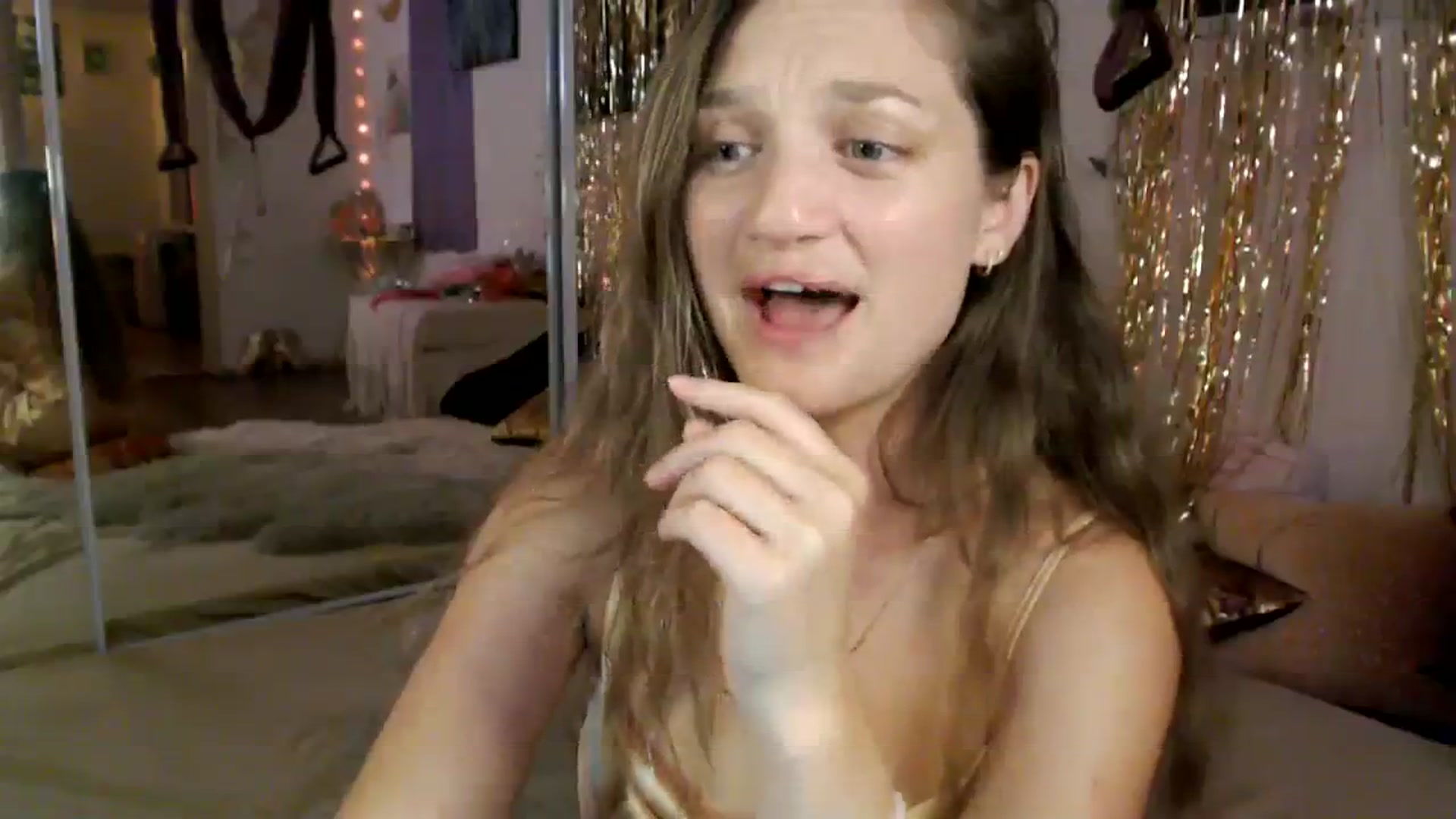 Gallery image thumbnail from GoldieFawn's myfreecams stream on, 08/12/2023, 09:08 image 10 of 20