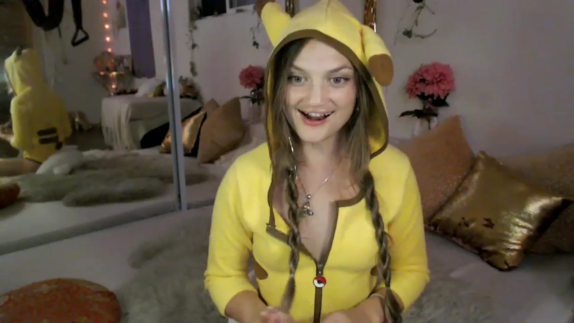 Gallery image thumbnail from GoldieFawn's myfreecams stream on, 09/02/2023, 06:37 image 17 of 20