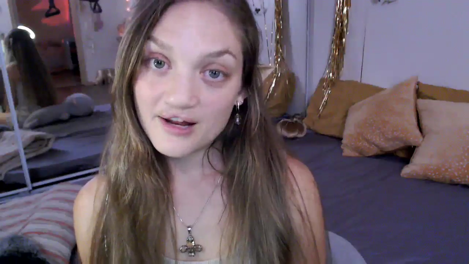 Gallery image thumbnail from GoldieFawn's myfreecams stream on, 10/21/2023, 08:19 image 14 of 20