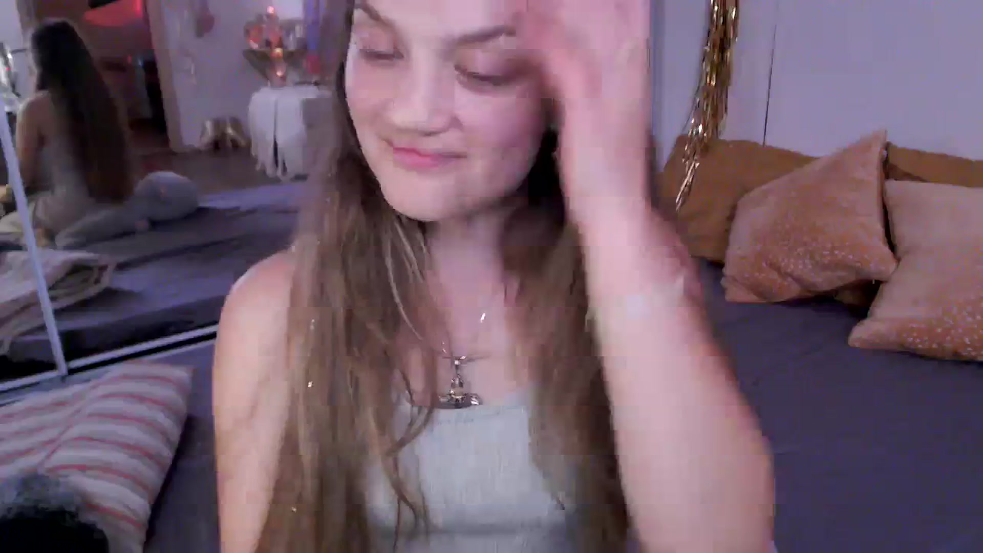 Gallery image thumbnail from GoldieFawn's myfreecams stream on, 10/21/2023, 08:19 image 10 of 20