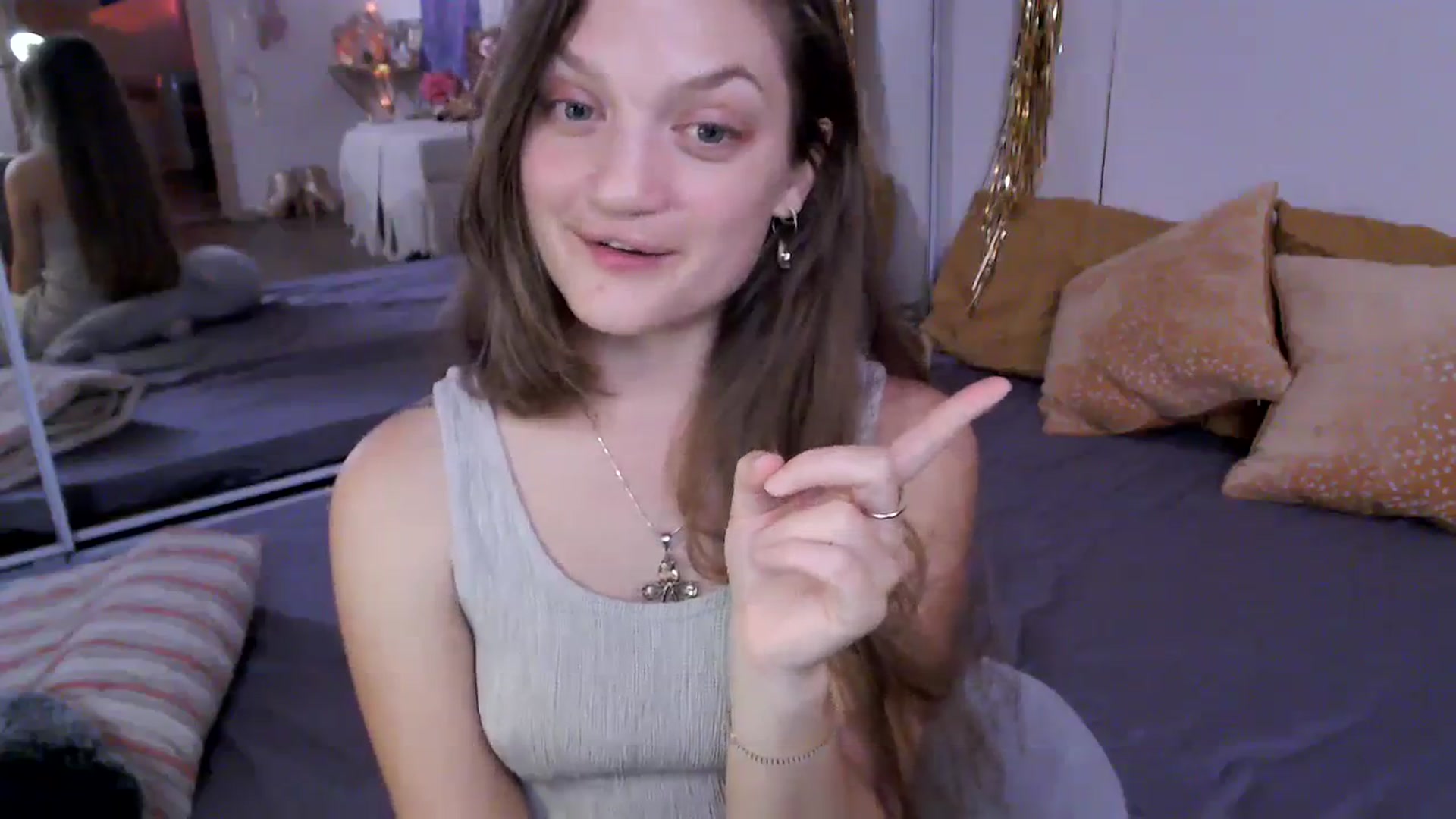 Gallery image thumbnail from GoldieFawn's myfreecams stream on, 10/21/2023, 08:19 image 12 of 20
