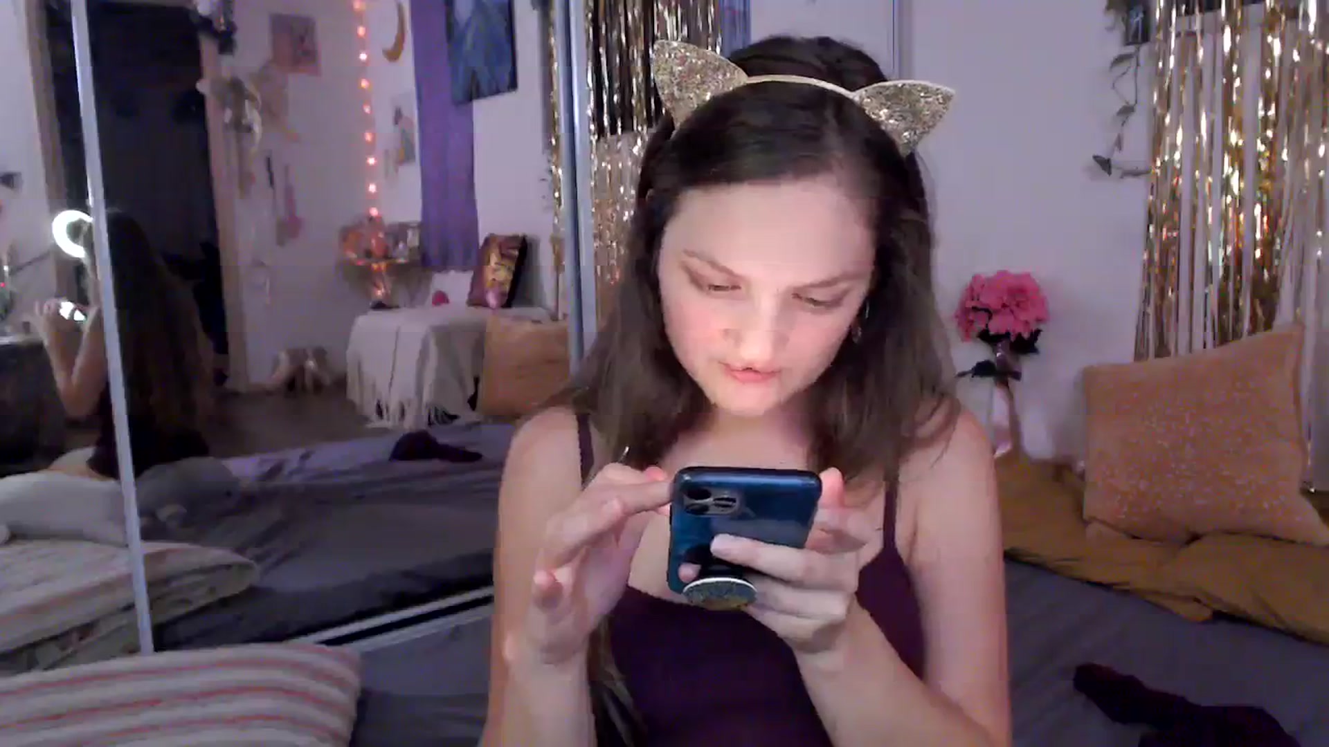 Gallery image thumbnail from GoldieFawn's myfreecams stream on, 11/04/2023, 07:06 image 2 of 20