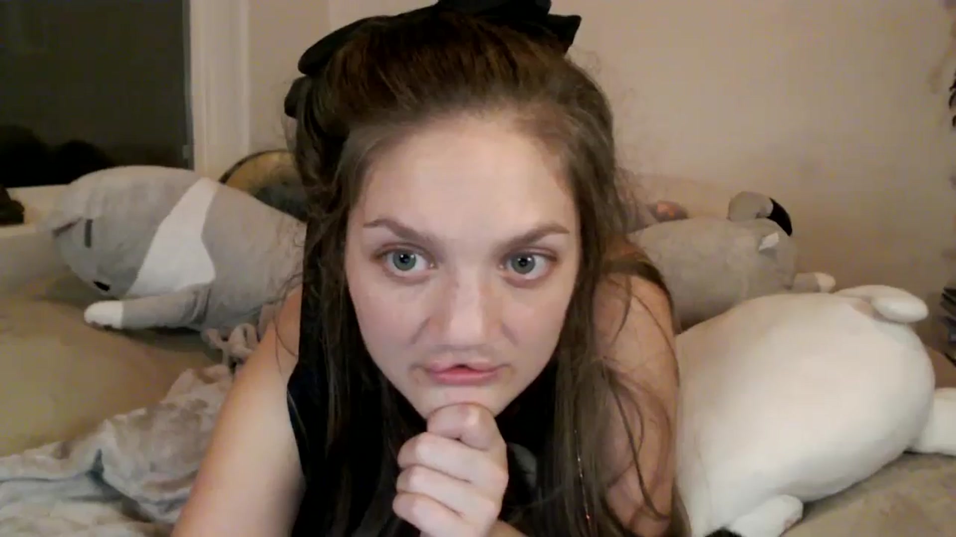 Gallery image thumbnail from GoldieFawn's myfreecams stream on, 12/02/2023, 10:04 image 11 of 20