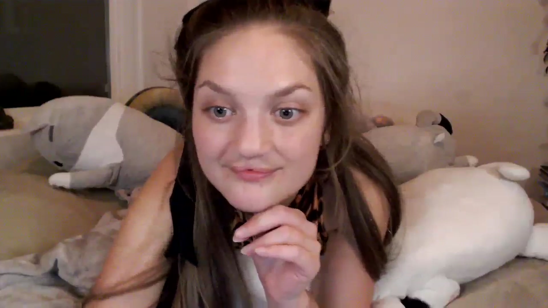 Gallery image thumbnail from GoldieFawn's myfreecams stream on, 12/02/2023, 10:04 image 5 of 20
