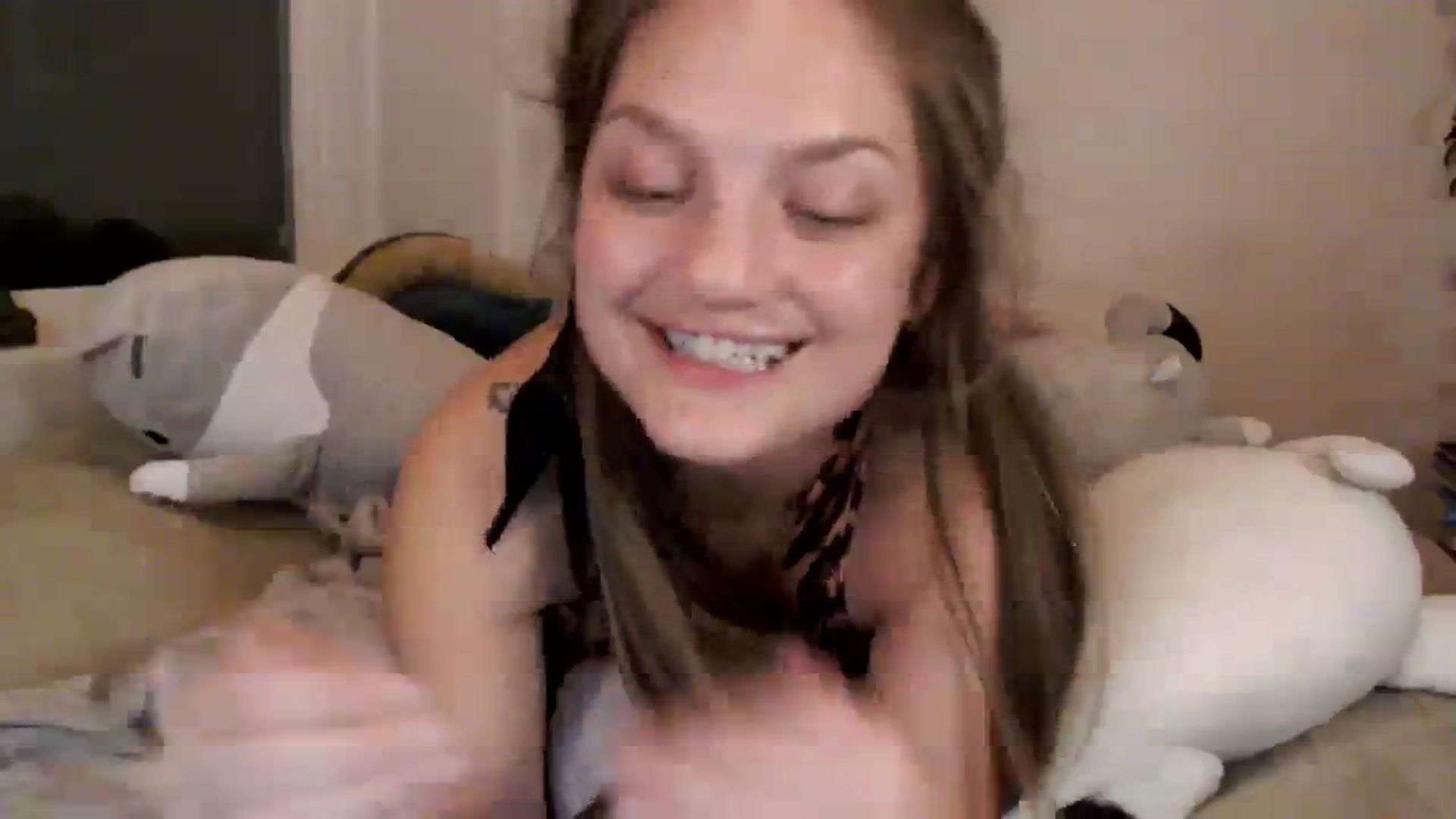 Gallery image thumbnail from GoldieFawn's myfreecams stream on, 12/02/2023, 10:04 image 7 of 20