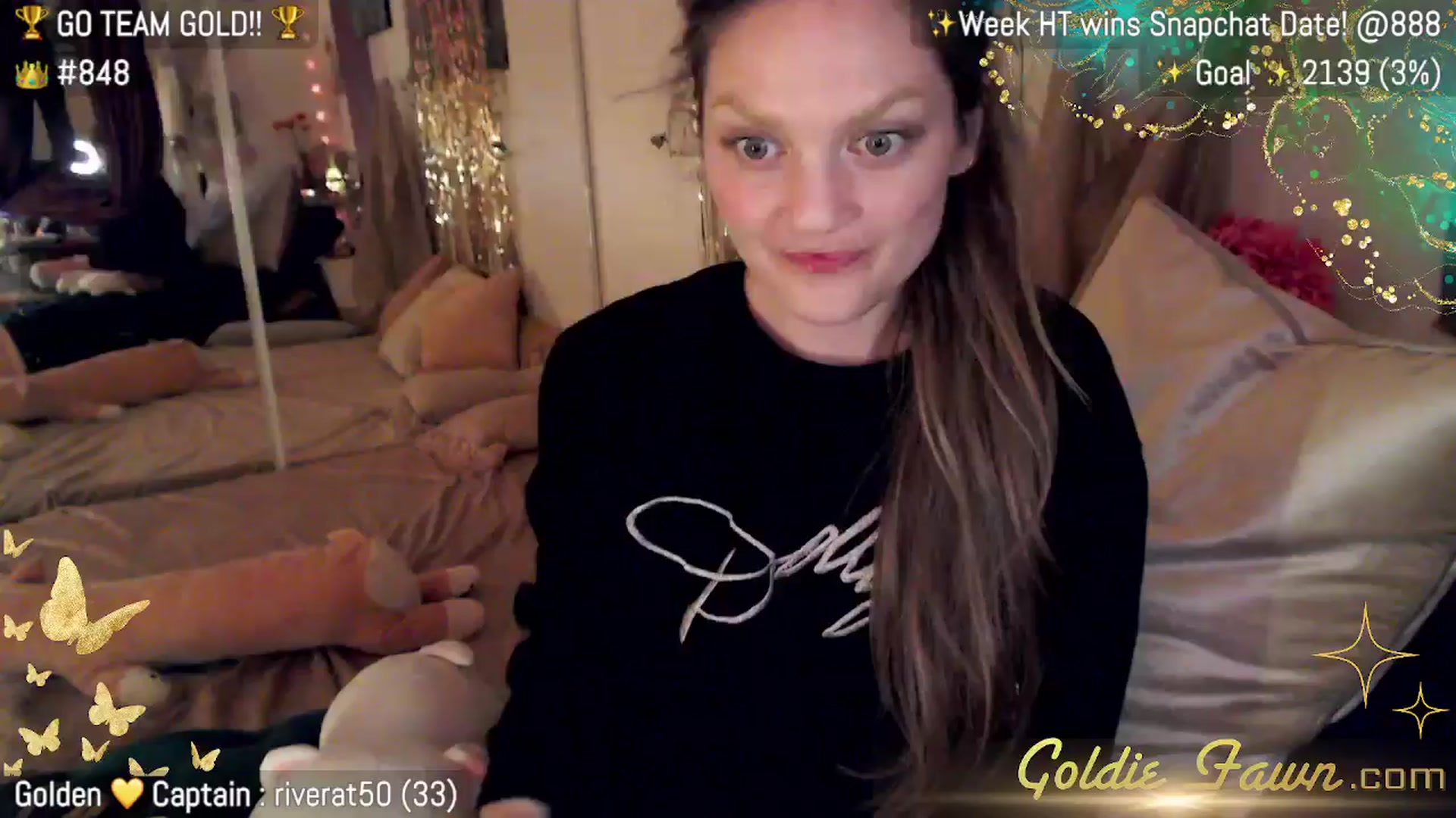 Gallery image thumbnail from GoldieFawn's myfreecams stream on, 04/10/2024, 09:19 image 2 of 20