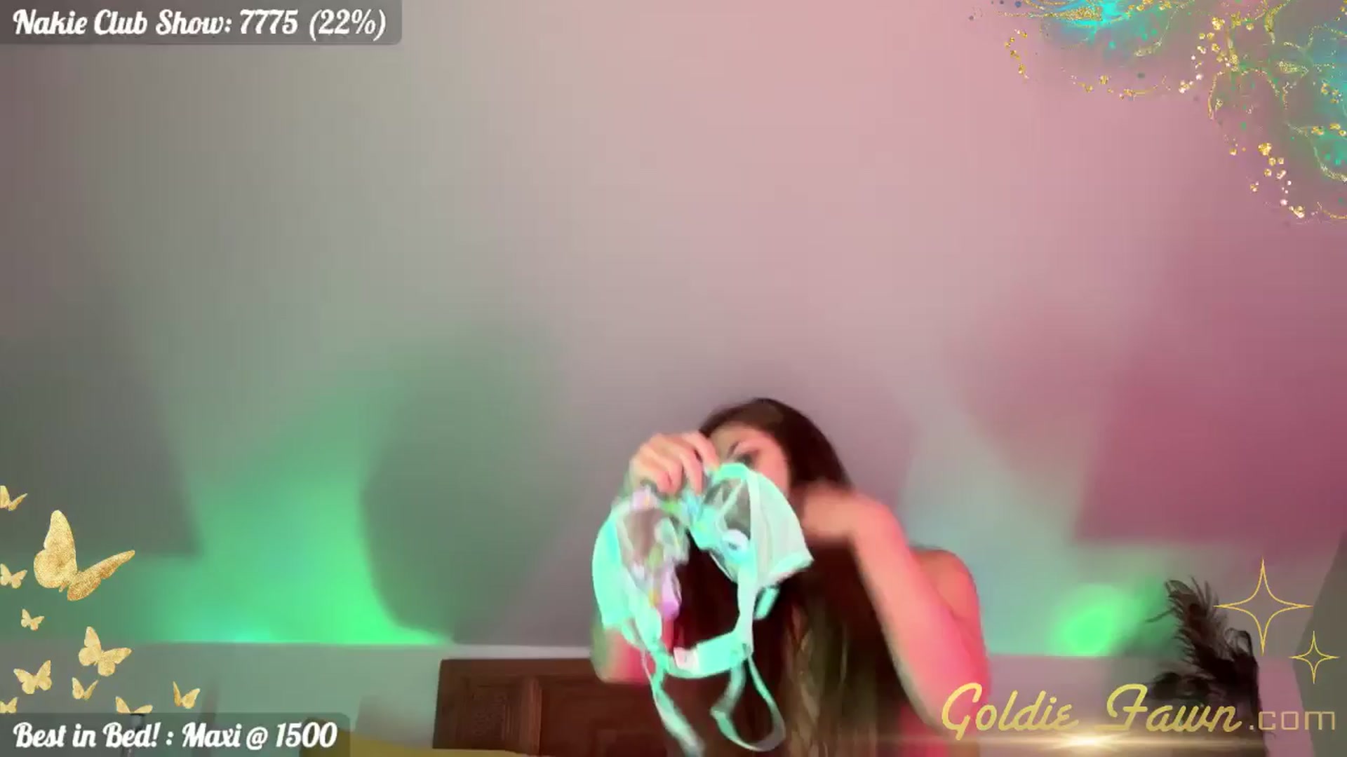 Gallery image thumbnail from GoldieFawn's myfreecams stream on, 10/19/2024, 09:48 image 10 of 20