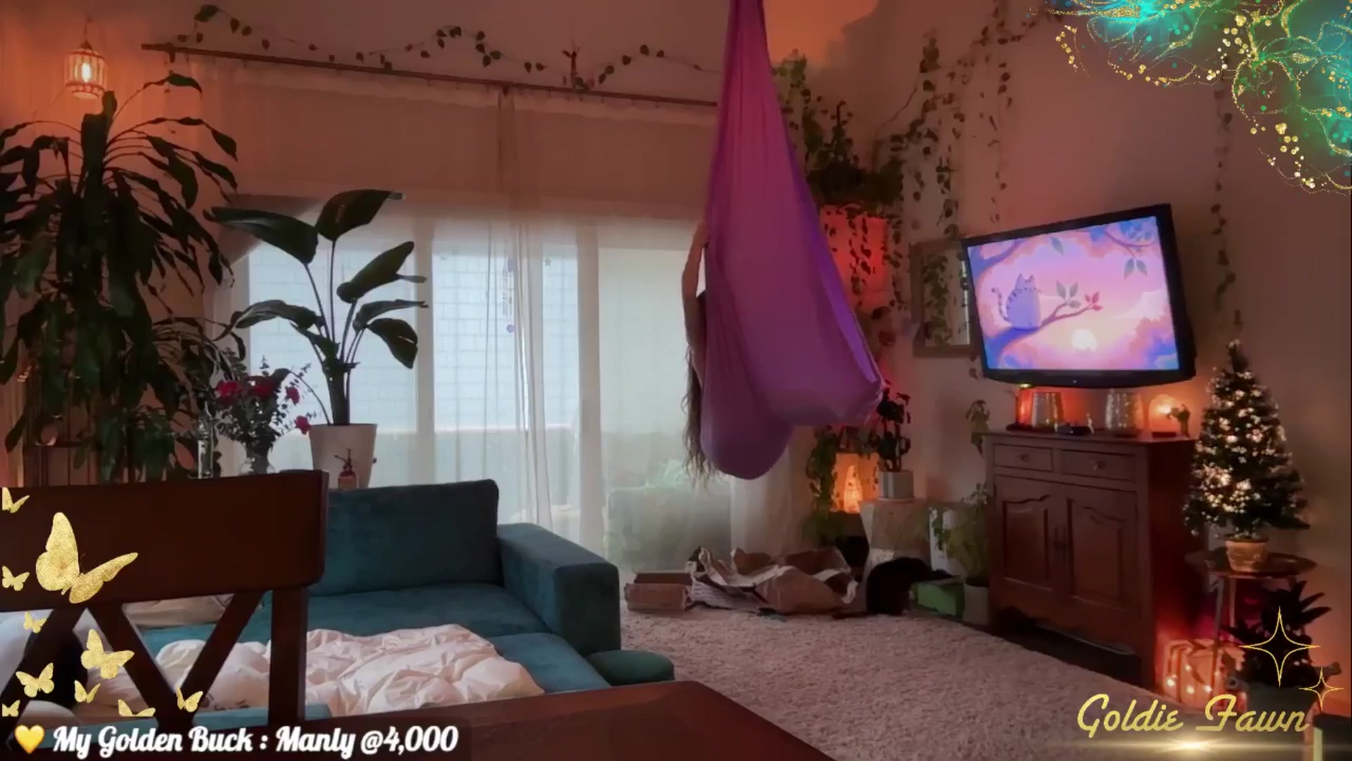 Gallery image thumbnail from GoldieFawn's myfreecams stream on, 03/12/2025, 01:08 image 16 of 20
