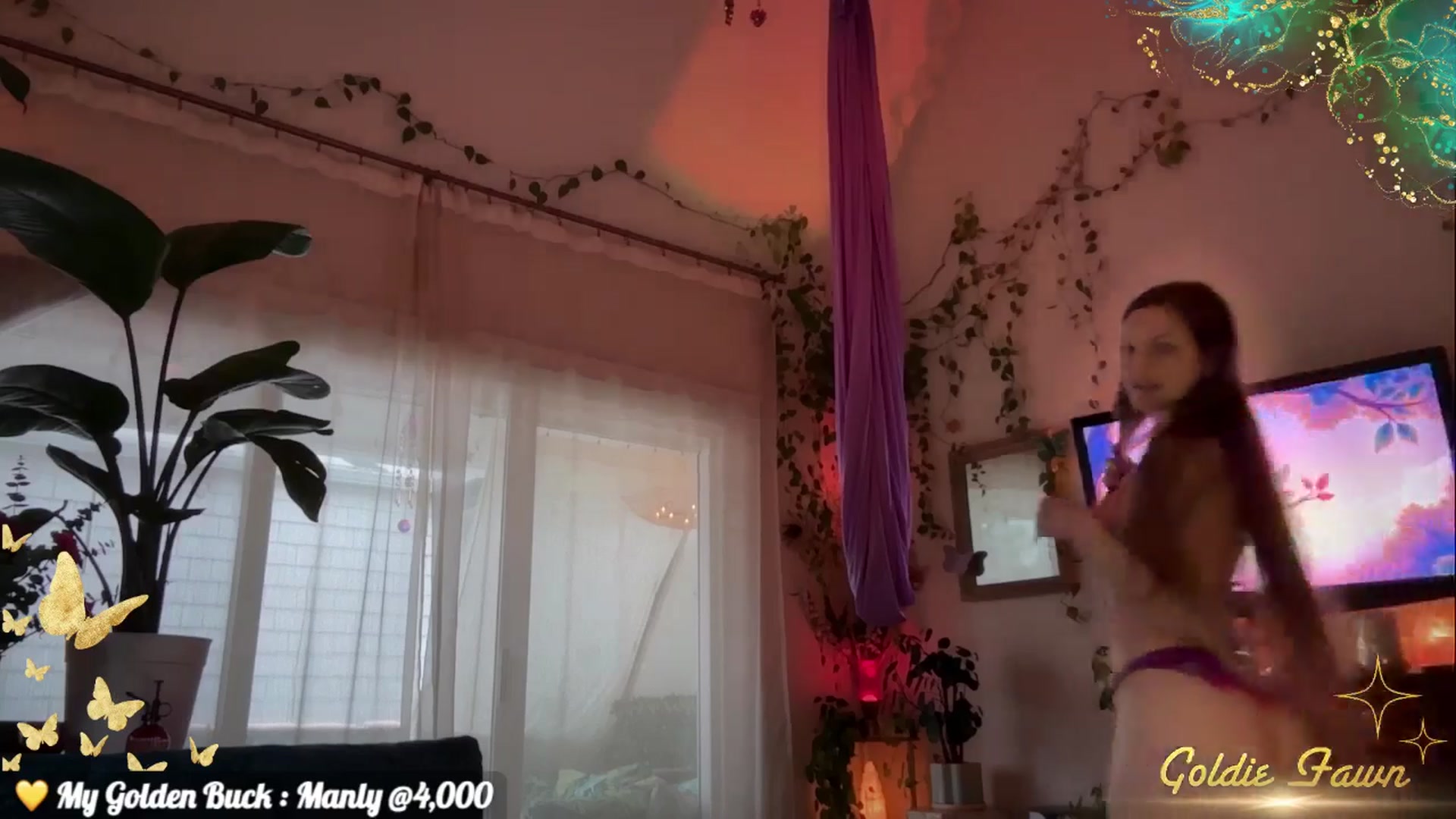 Gallery image thumbnail from GoldieFawn's myfreecams stream on, 03/12/2025, 01:08 image 5 of 20