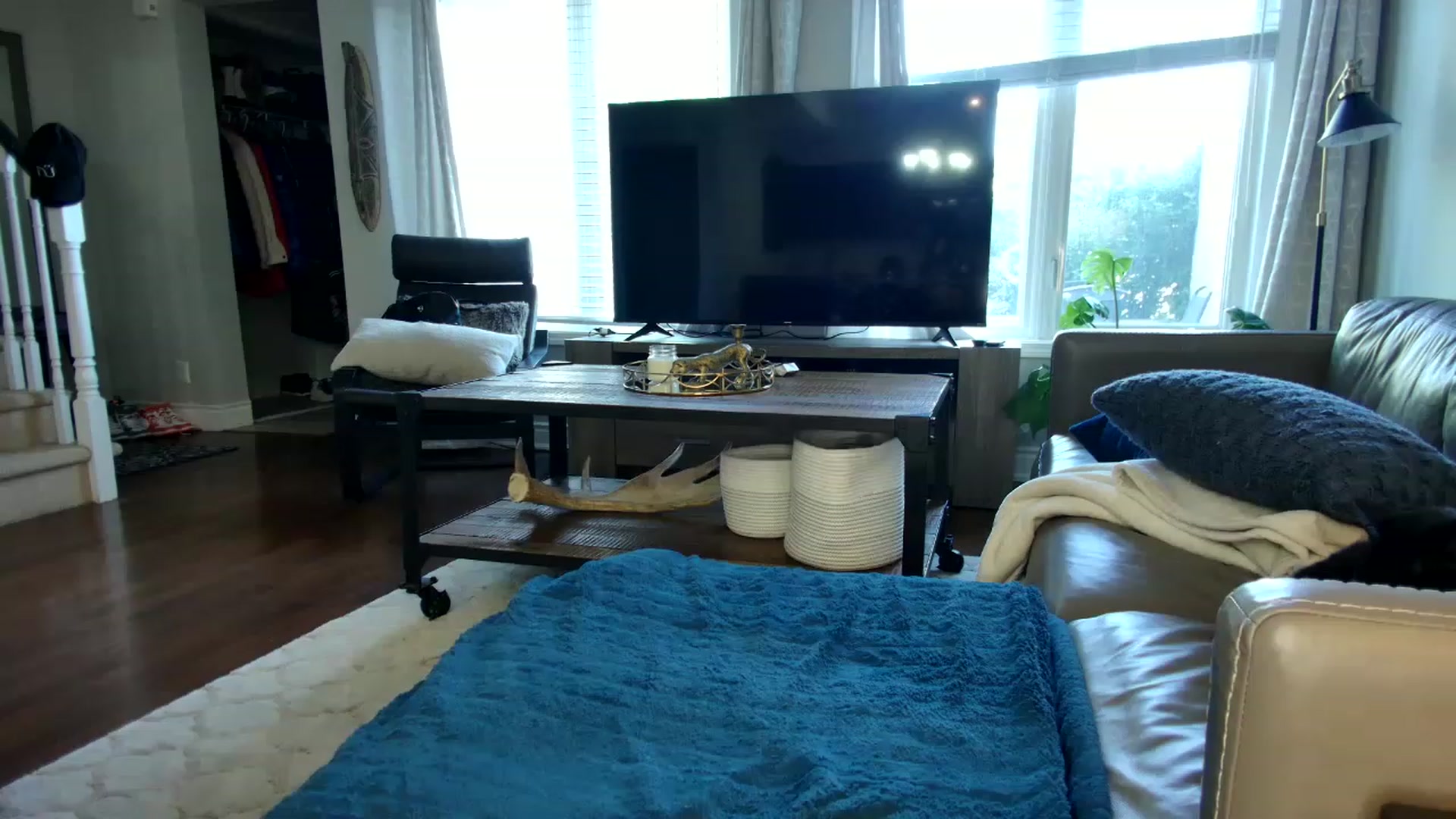 Gallery image thumbnail from Goldilicks's myfreecams stream on, 05/25/2023, 15:23 image 4 of 20