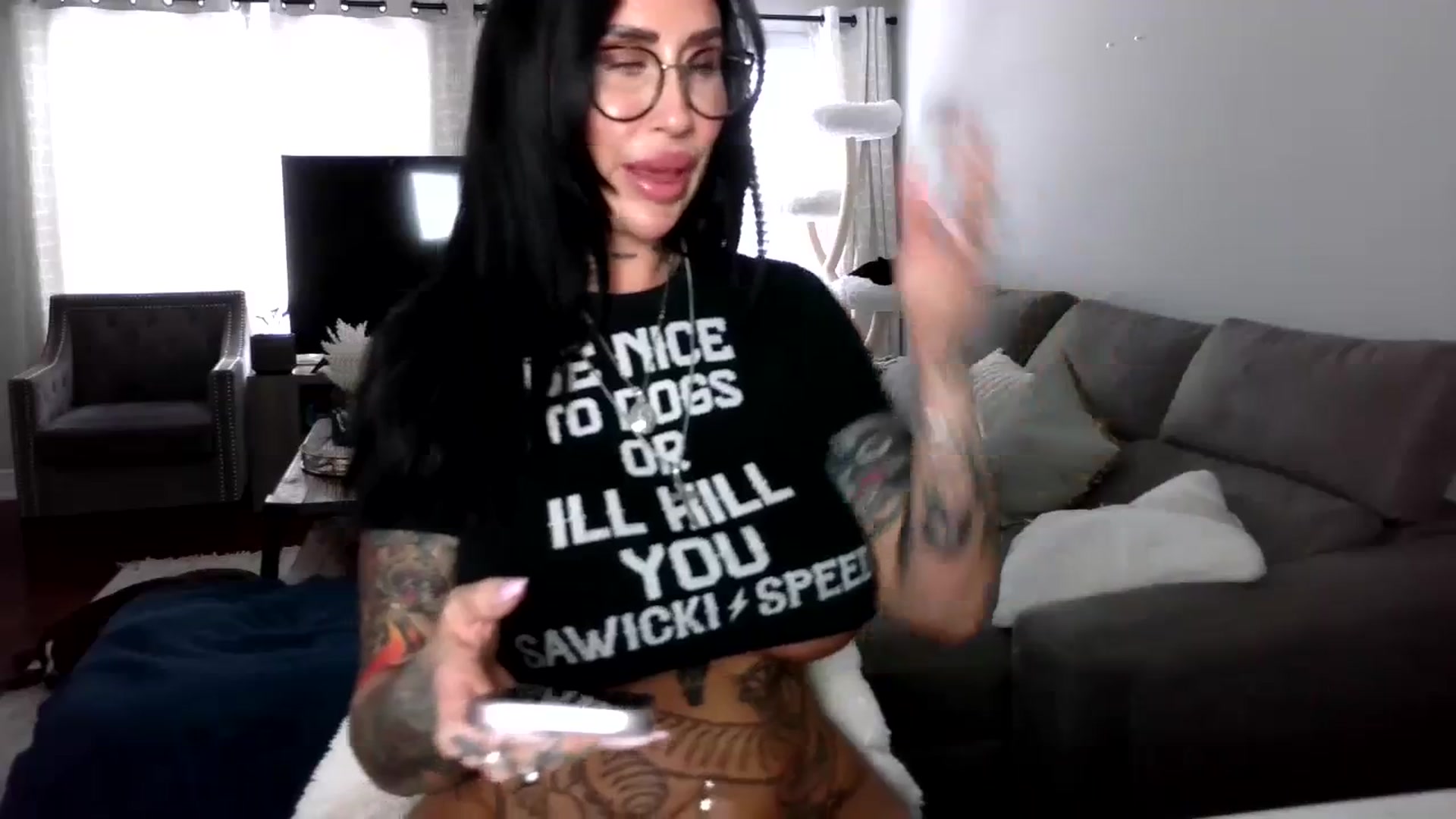 Gallery image thumbnail from Goldilicks's myfreecams stream on, 03/27/2024, 16:48 image 20 of 20