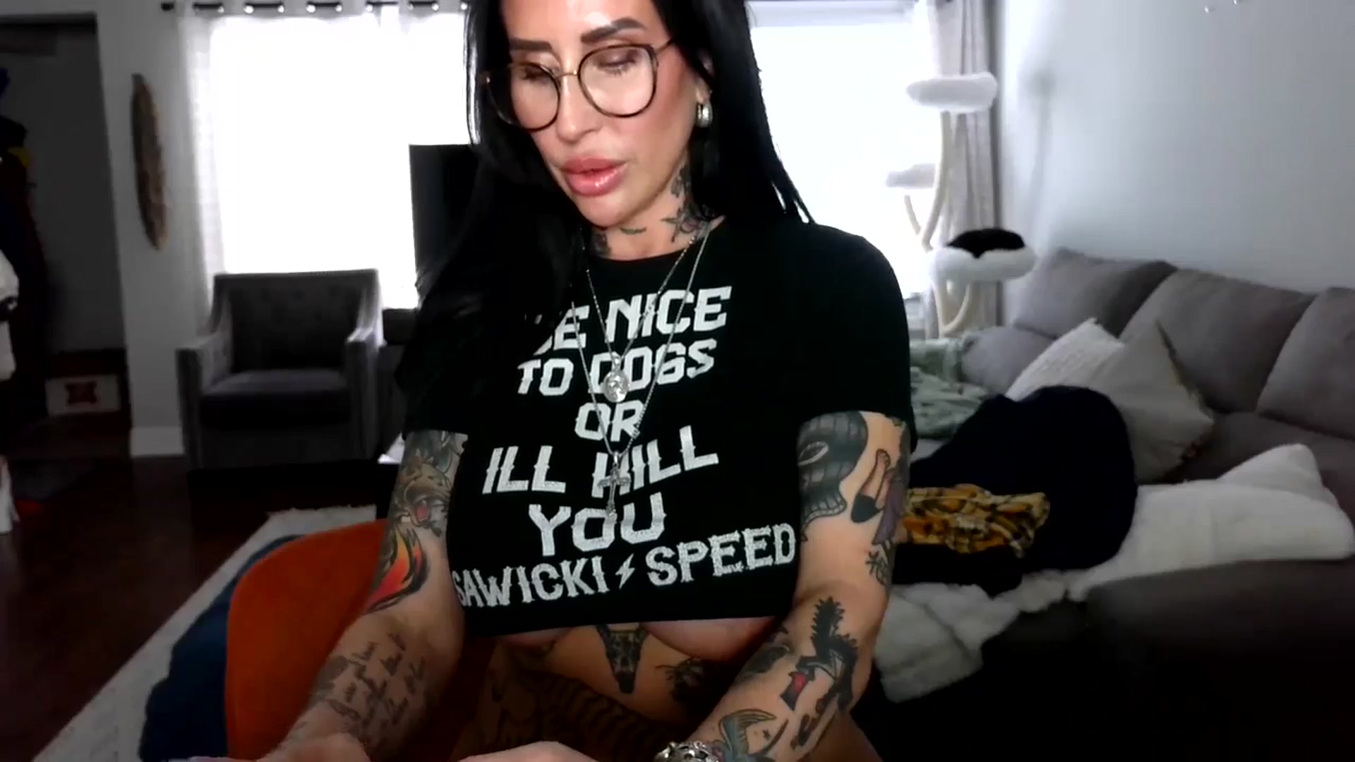Gallery image thumbnail from Goldilicks's myfreecams stream on, 03/27/2024, 16:48 image 9 of 20
