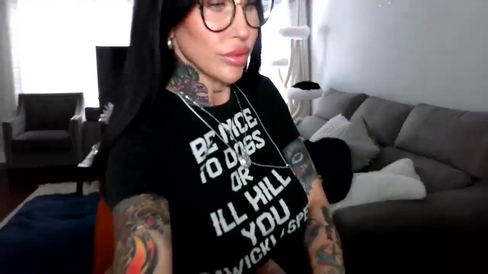 Gallery image thumbnail from Goldilicks's myfreecams stream on, 03/27/2024, 16:48 image 8 of 20