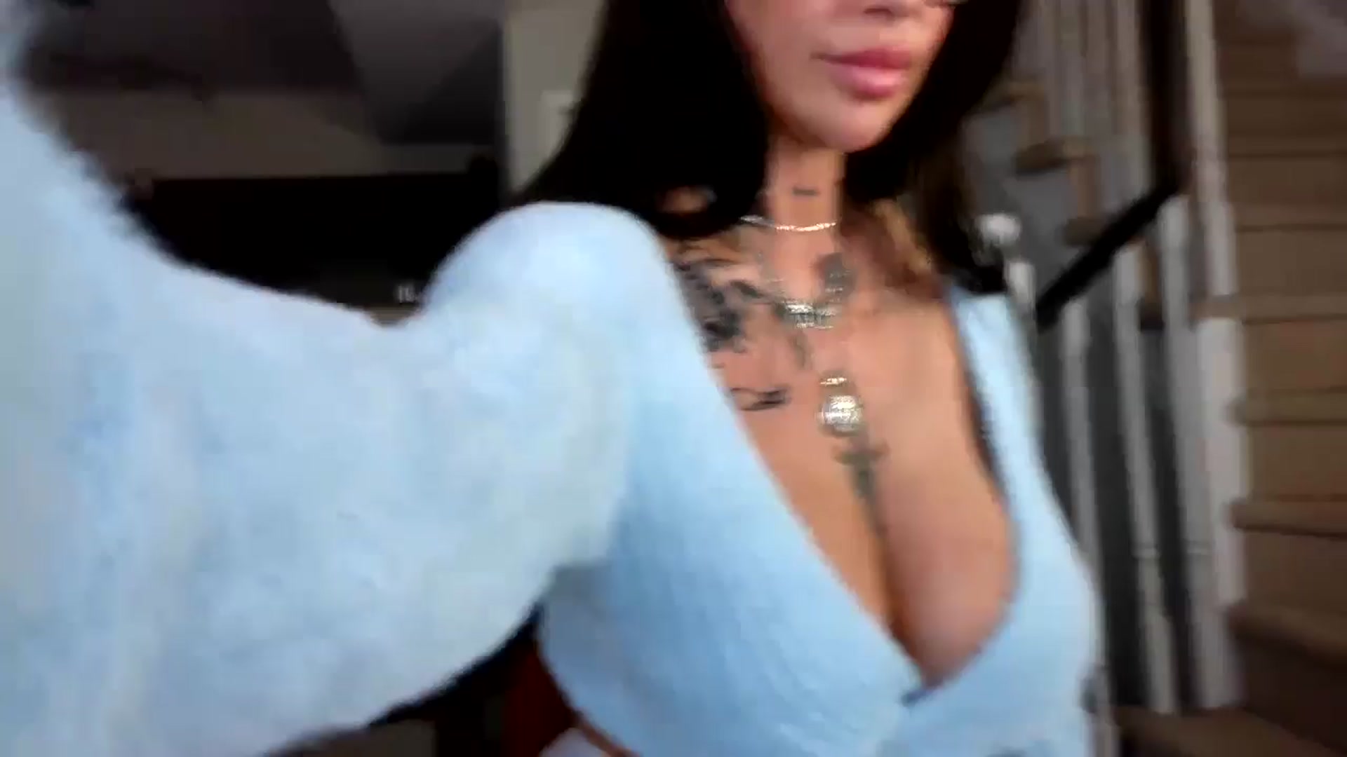 Gallery image thumbnail from Goldilicks's myfreecams stream on, 05/06/2024, 18:13 image 1 of 20