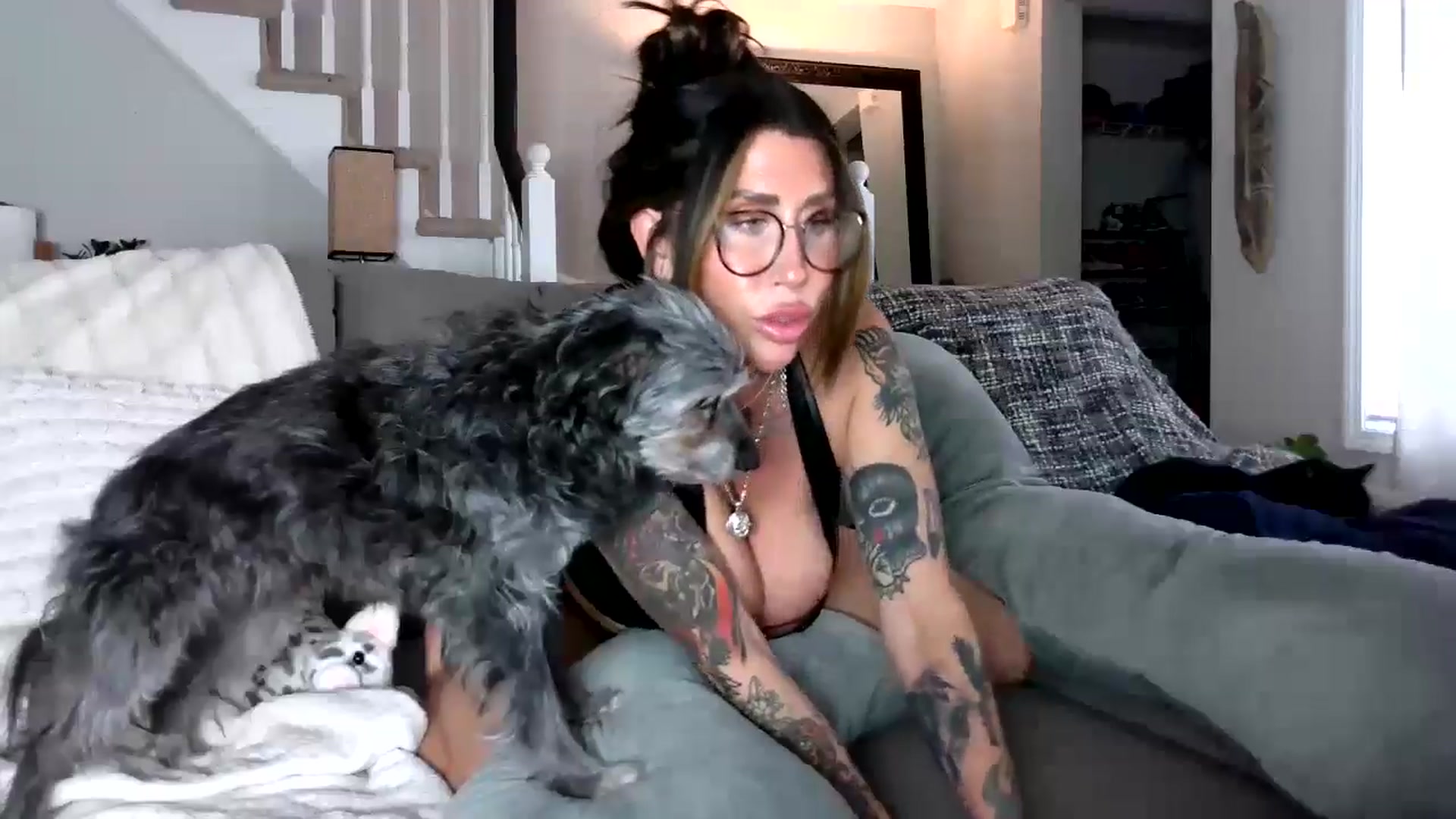 Gallery image thumbnail from Goldilicks's myfreecams stream on, 06/11/2024, 22:32 image 16 of 20